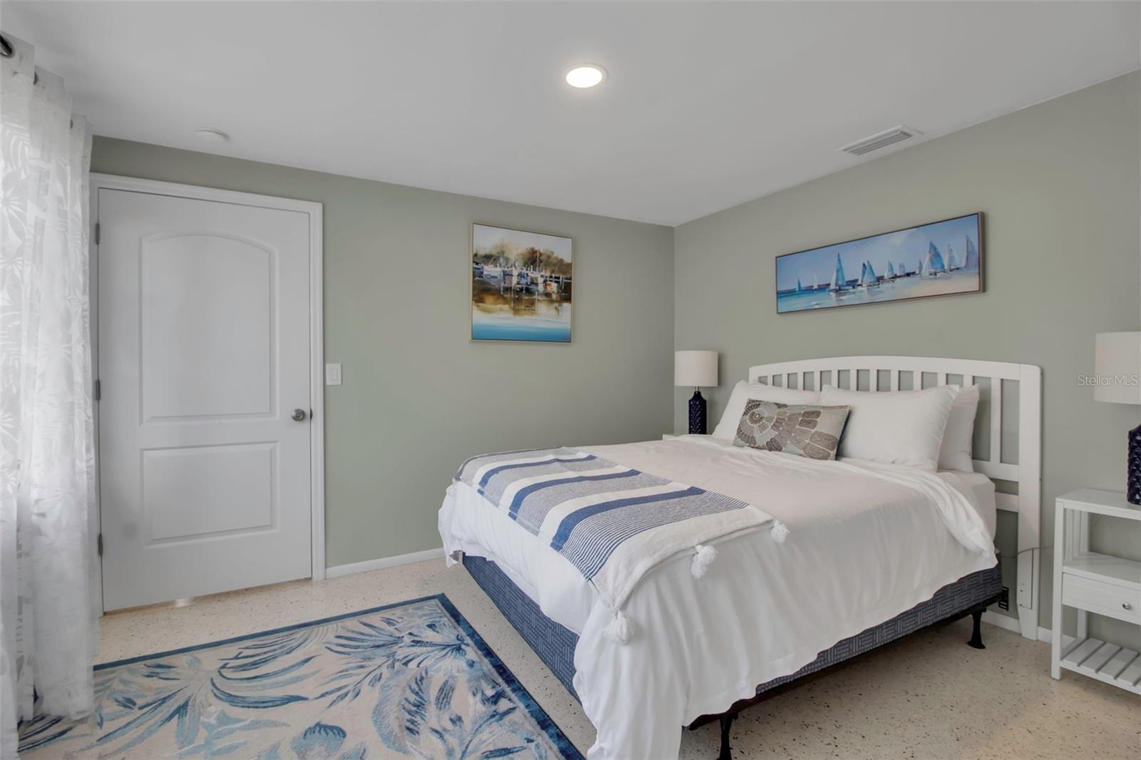 BAYVIEW GROVE - Residential