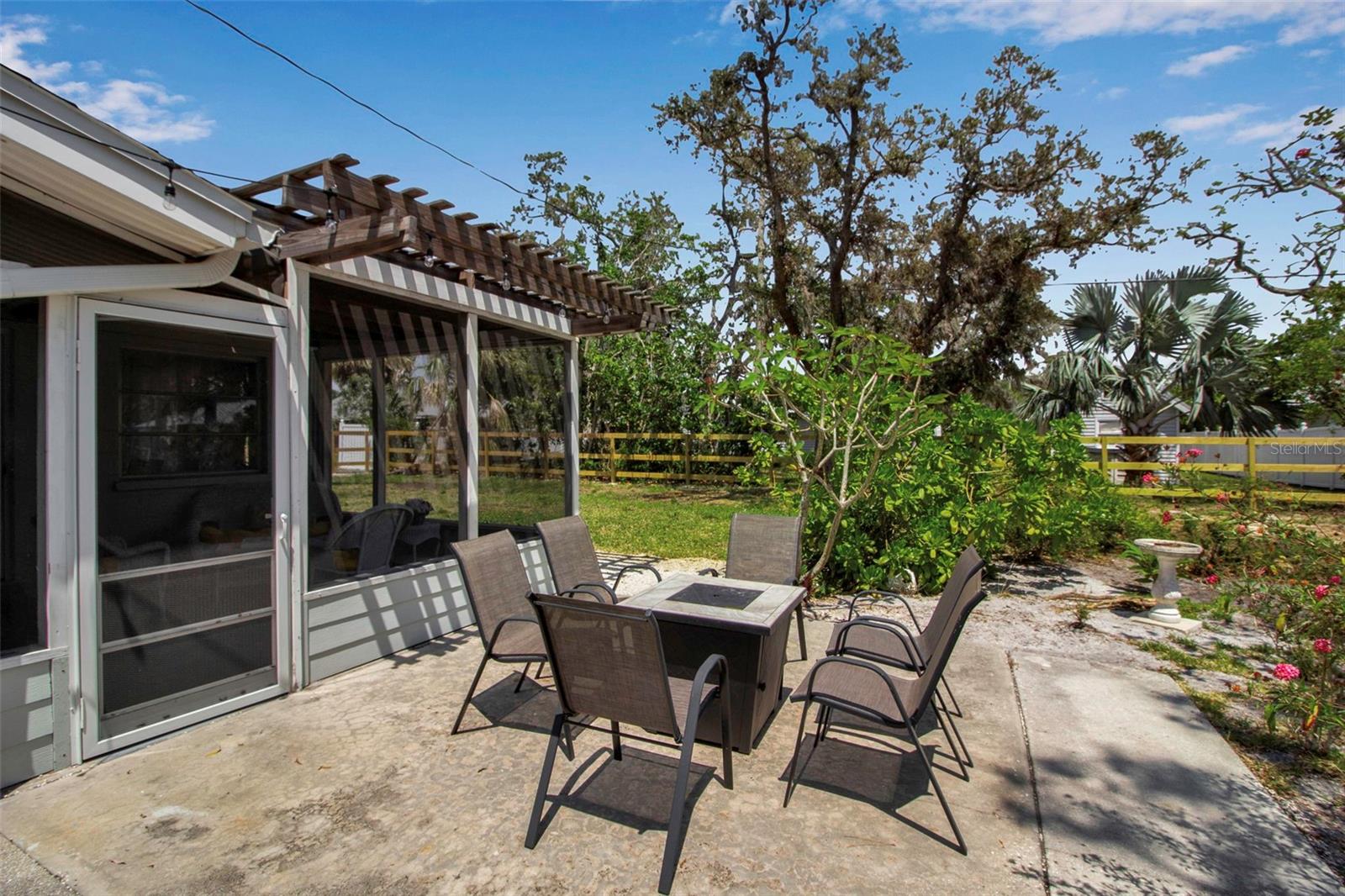 BAYVIEW GROVE - Residential