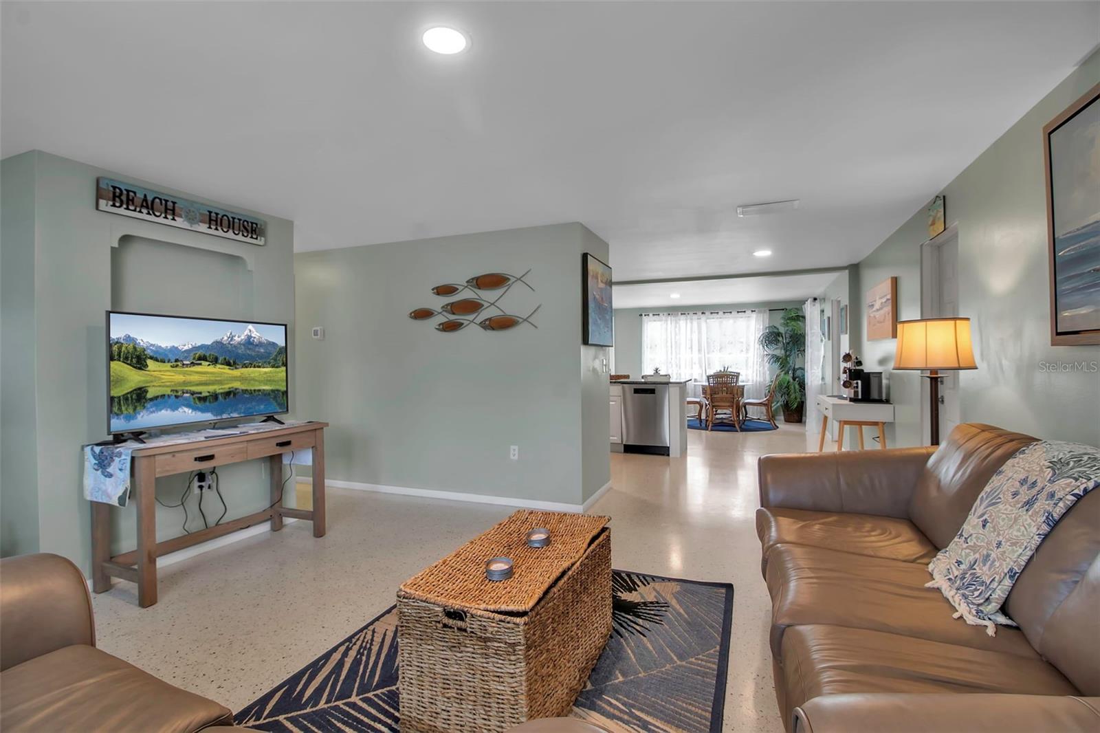 BAYVIEW GROVE - Residential