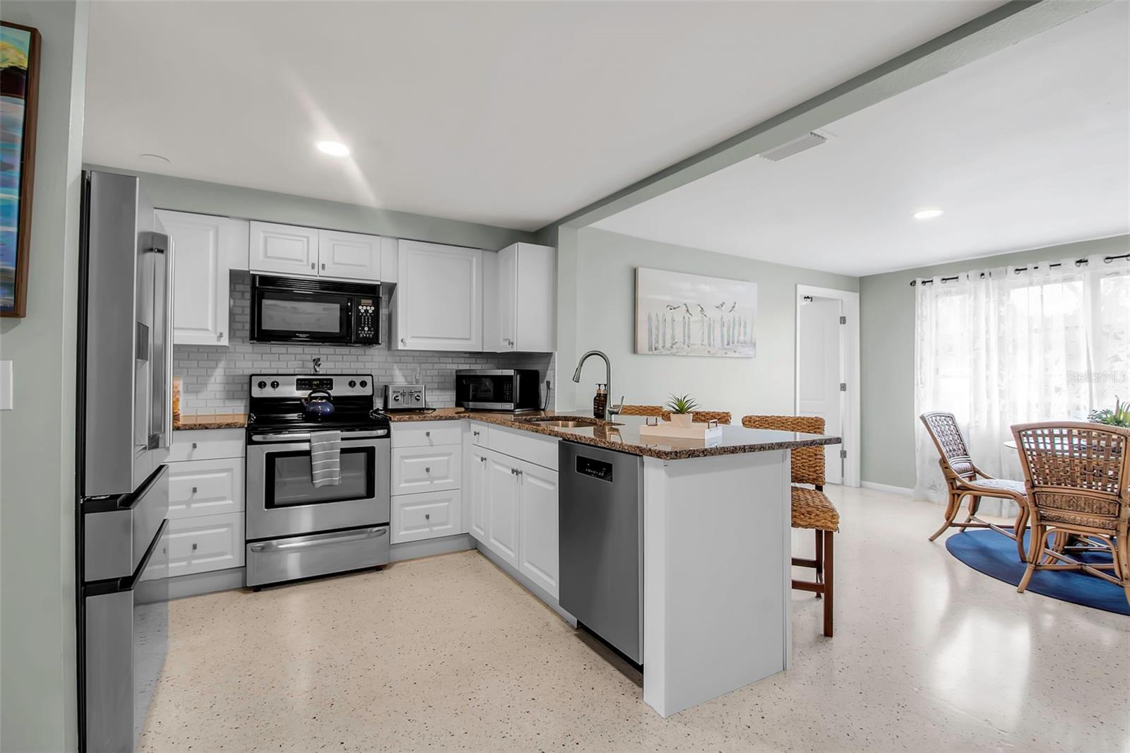 BAYVIEW GROVE - Residential