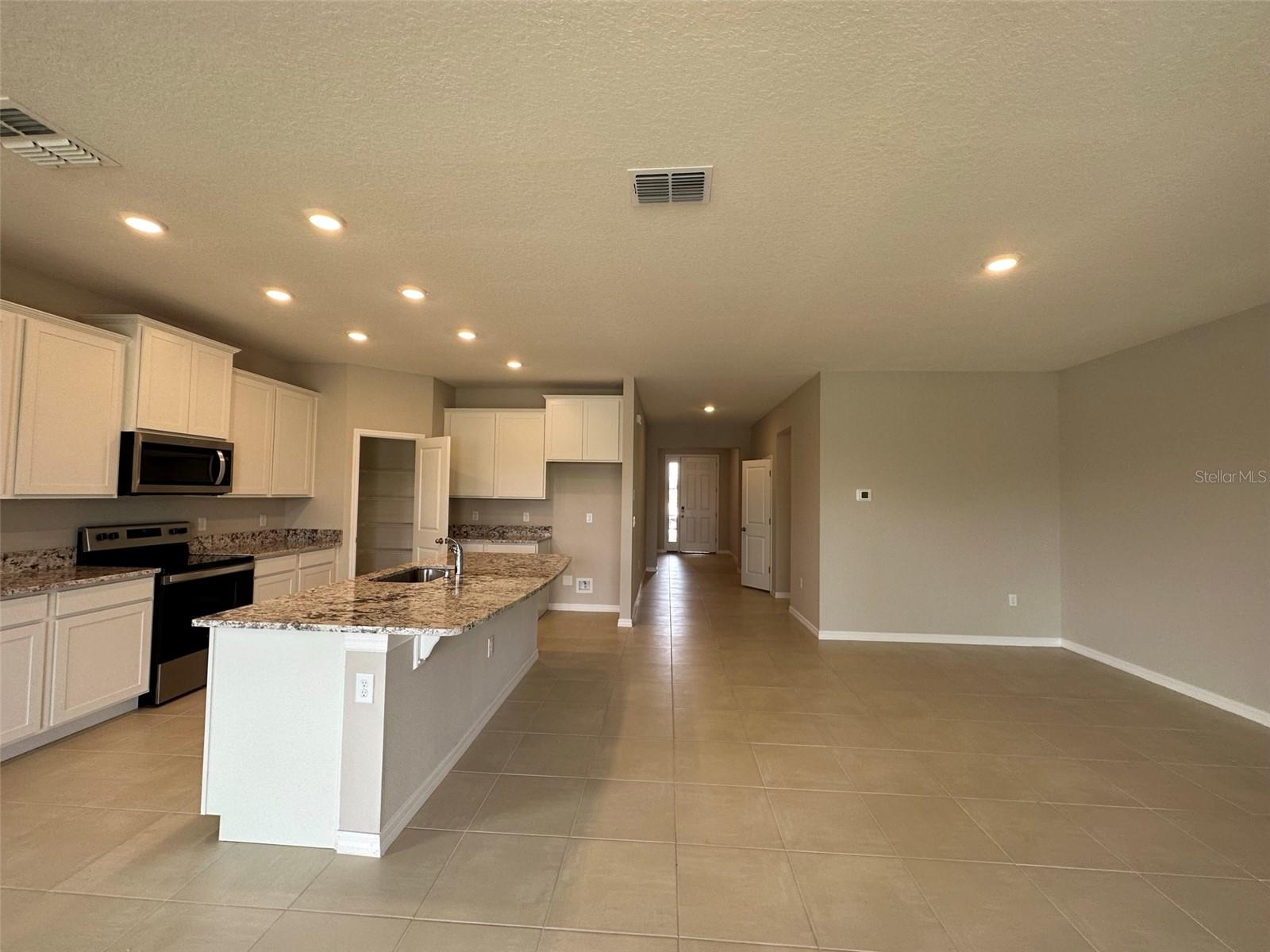 BELLA LAGO - Residential Lease