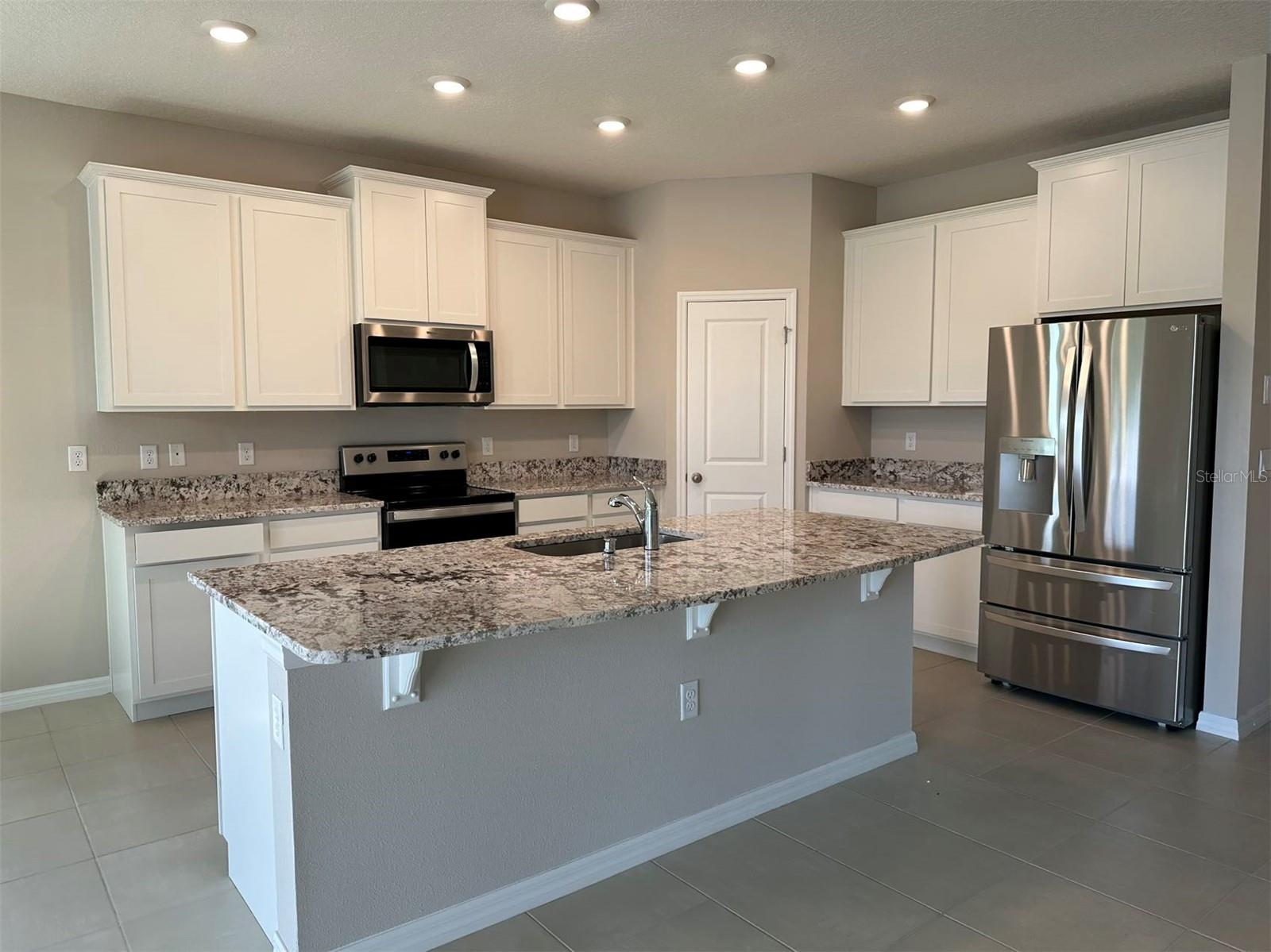 BELLA LAGO - Residential Lease