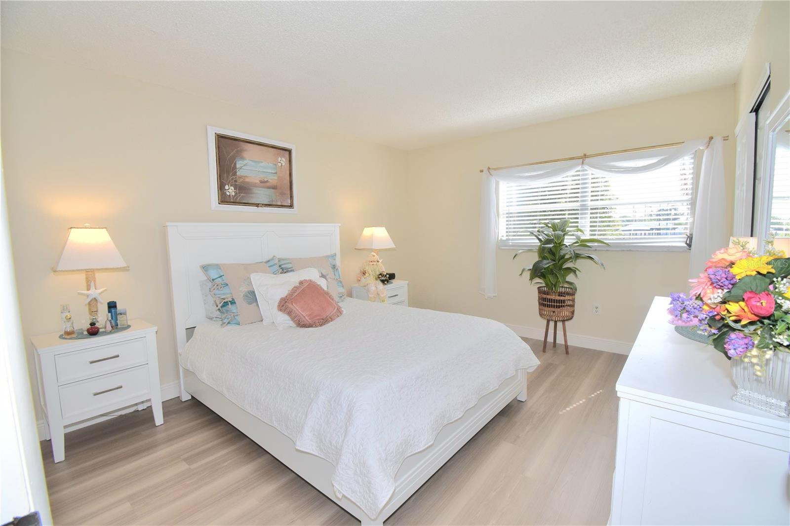 HEATHER LAKE APTS CONDO - Residential