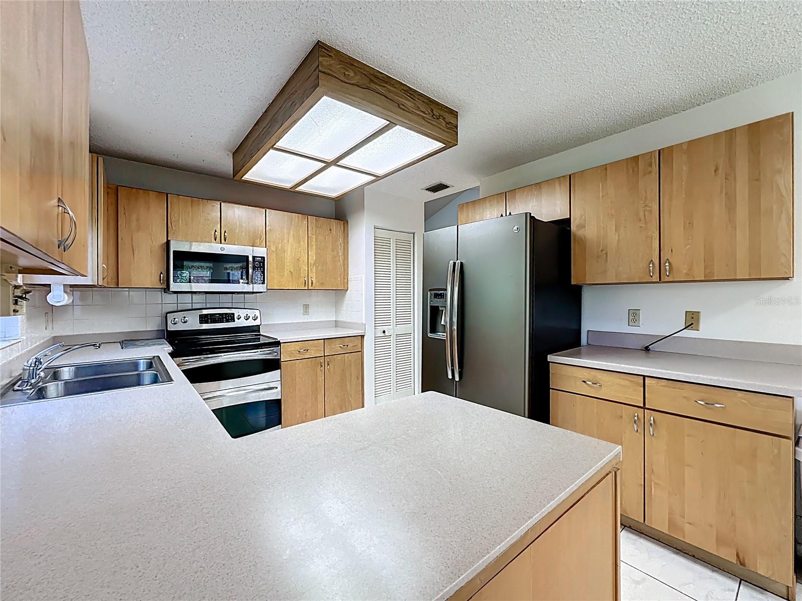 FOREST GROVE BUS CENTER - Residential