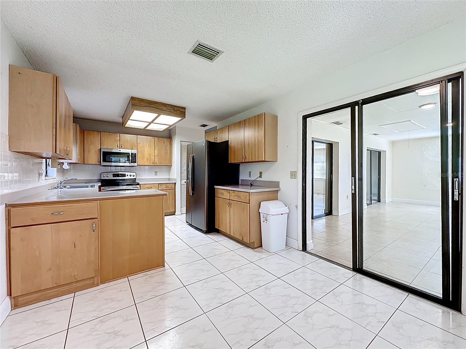 FOREST GROVE BUS CENTER - Residential