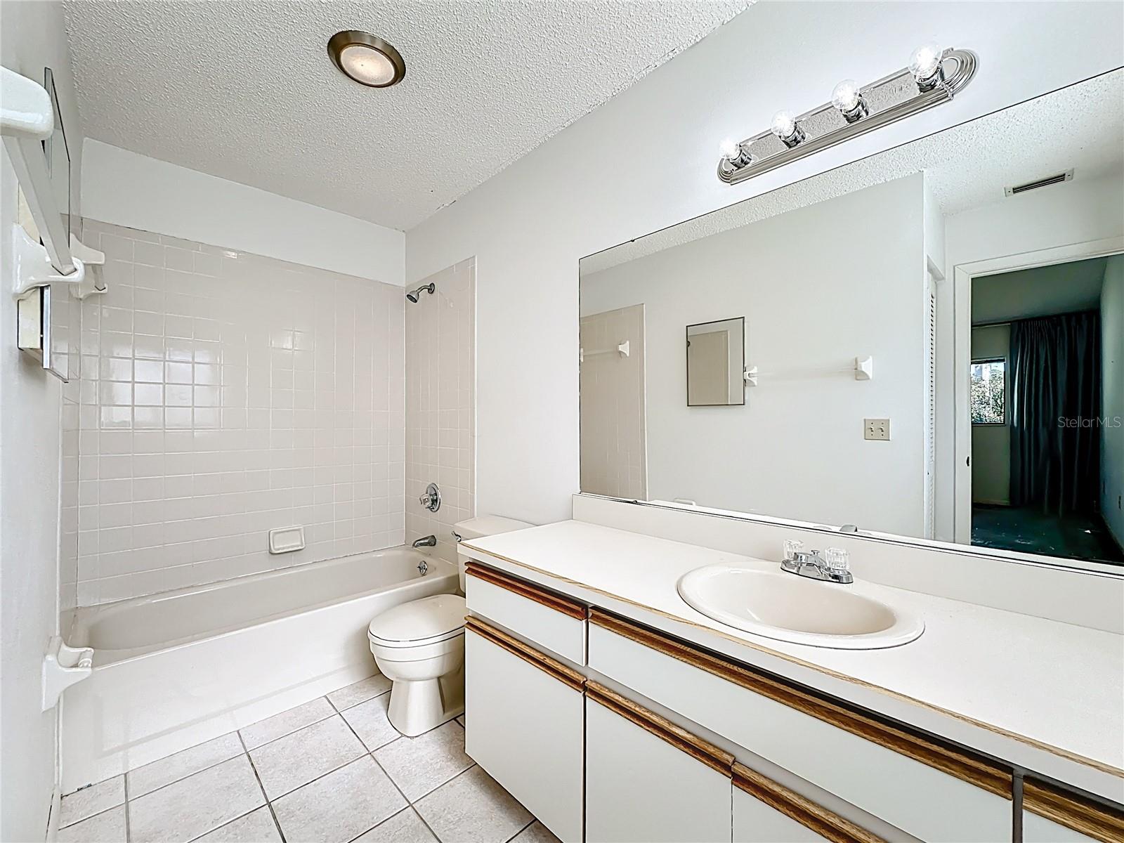 FOREST GROVE BUS CENTER - Residential