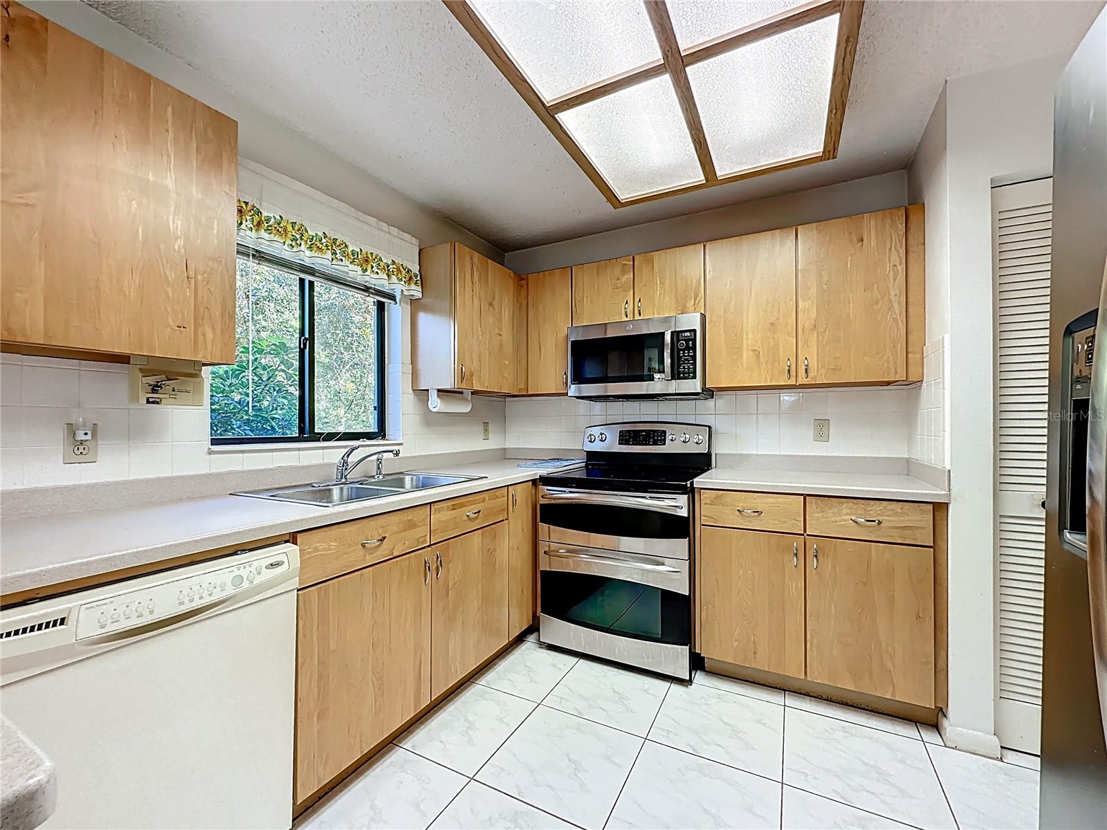 FOREST GROVE BUS CENTER - Residential