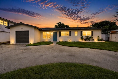 Photo of 6781 33rd Avenue N, St Petersburg, FL 33710 (MLS # TB8530322)
