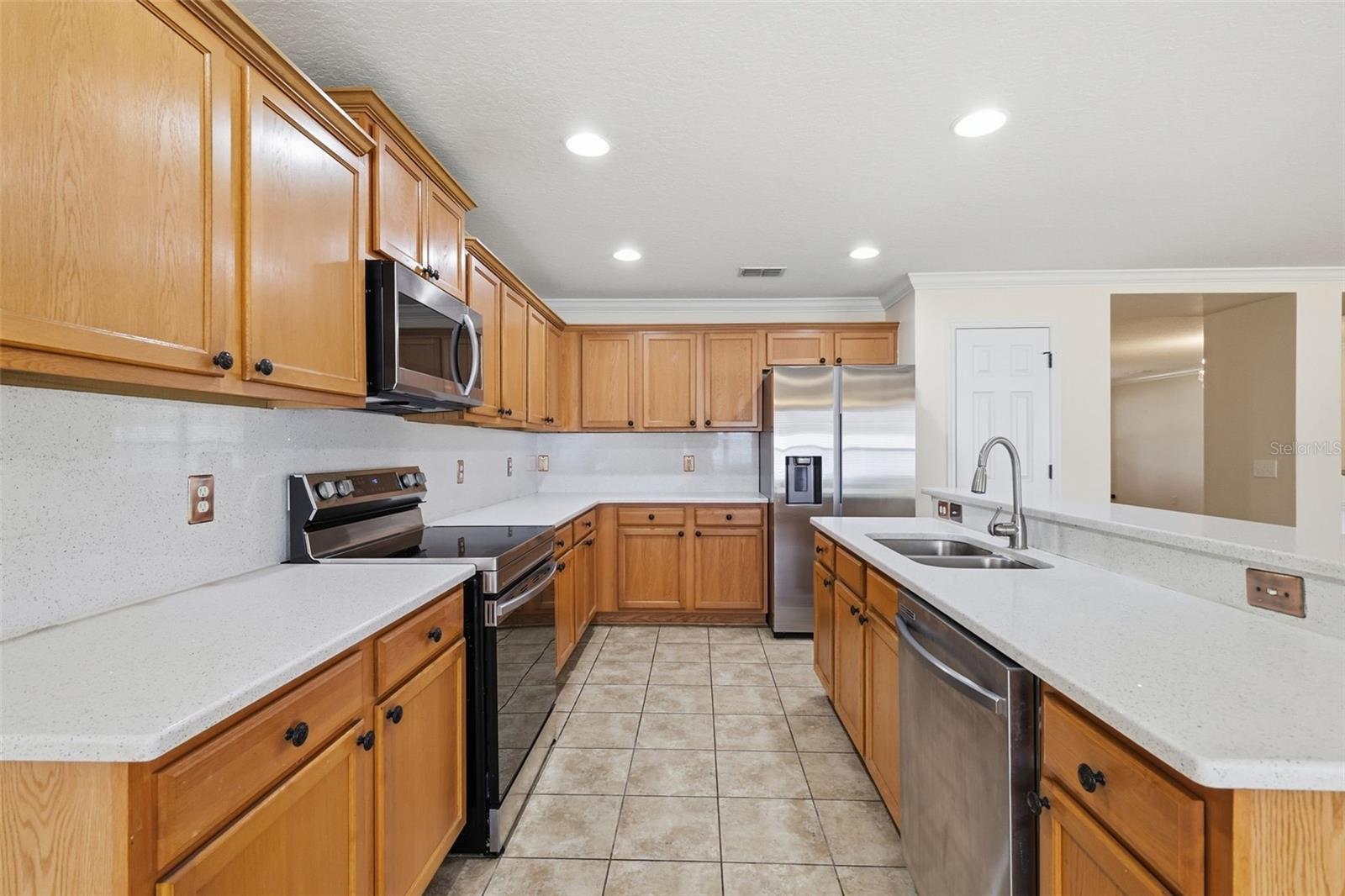 COBBLESTONE/WINTER GARDEN - Residential