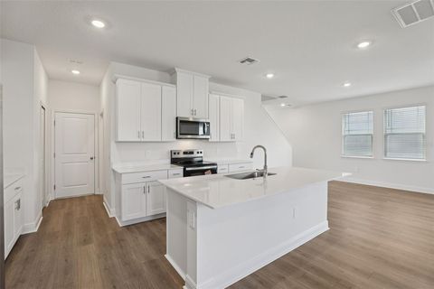 Tiny photo for 2142 Wildberry Way, Minneola, FL 34715 (MLS # O6358818)