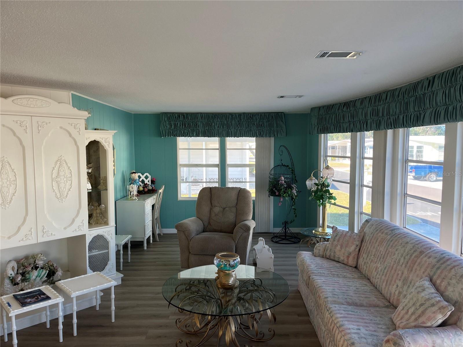 VENICE ISLE - Residential