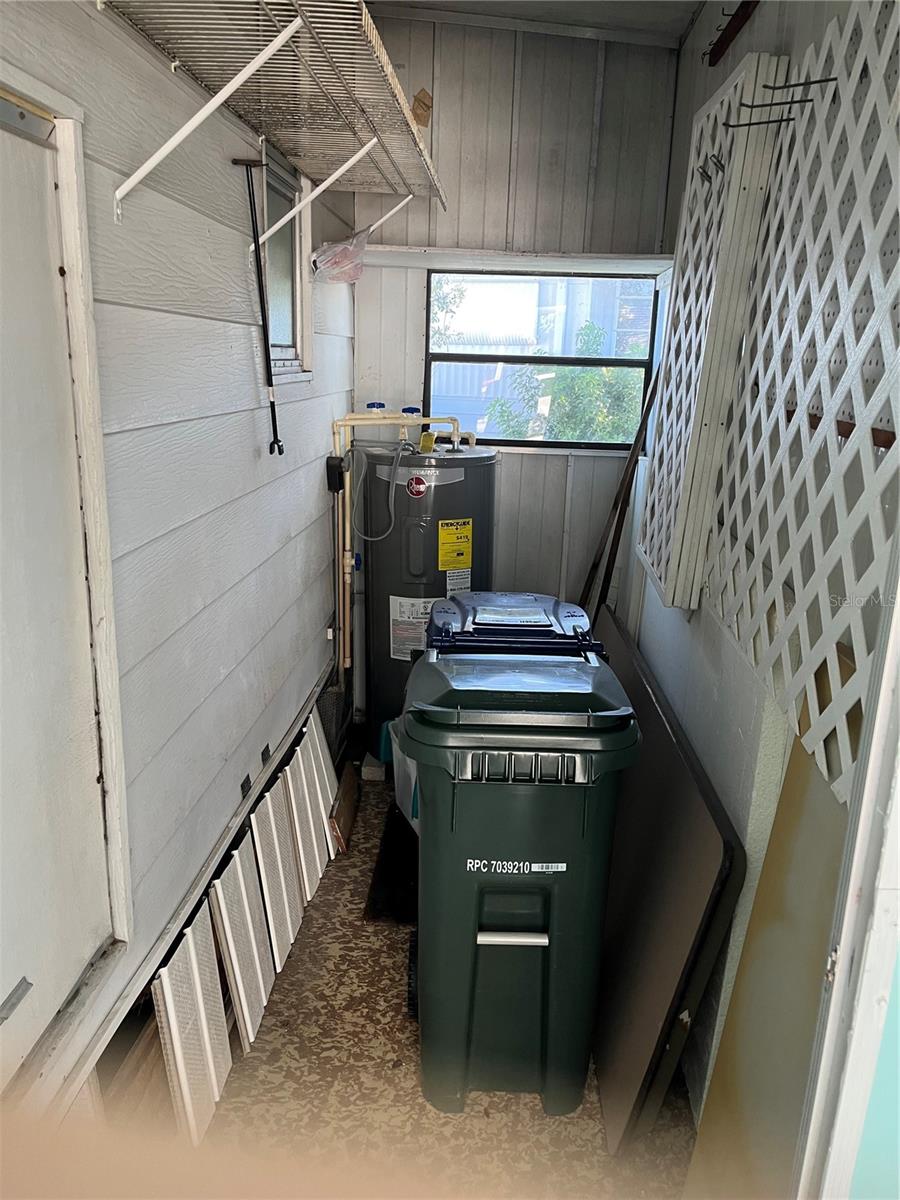 VENICE ISLE - Residential