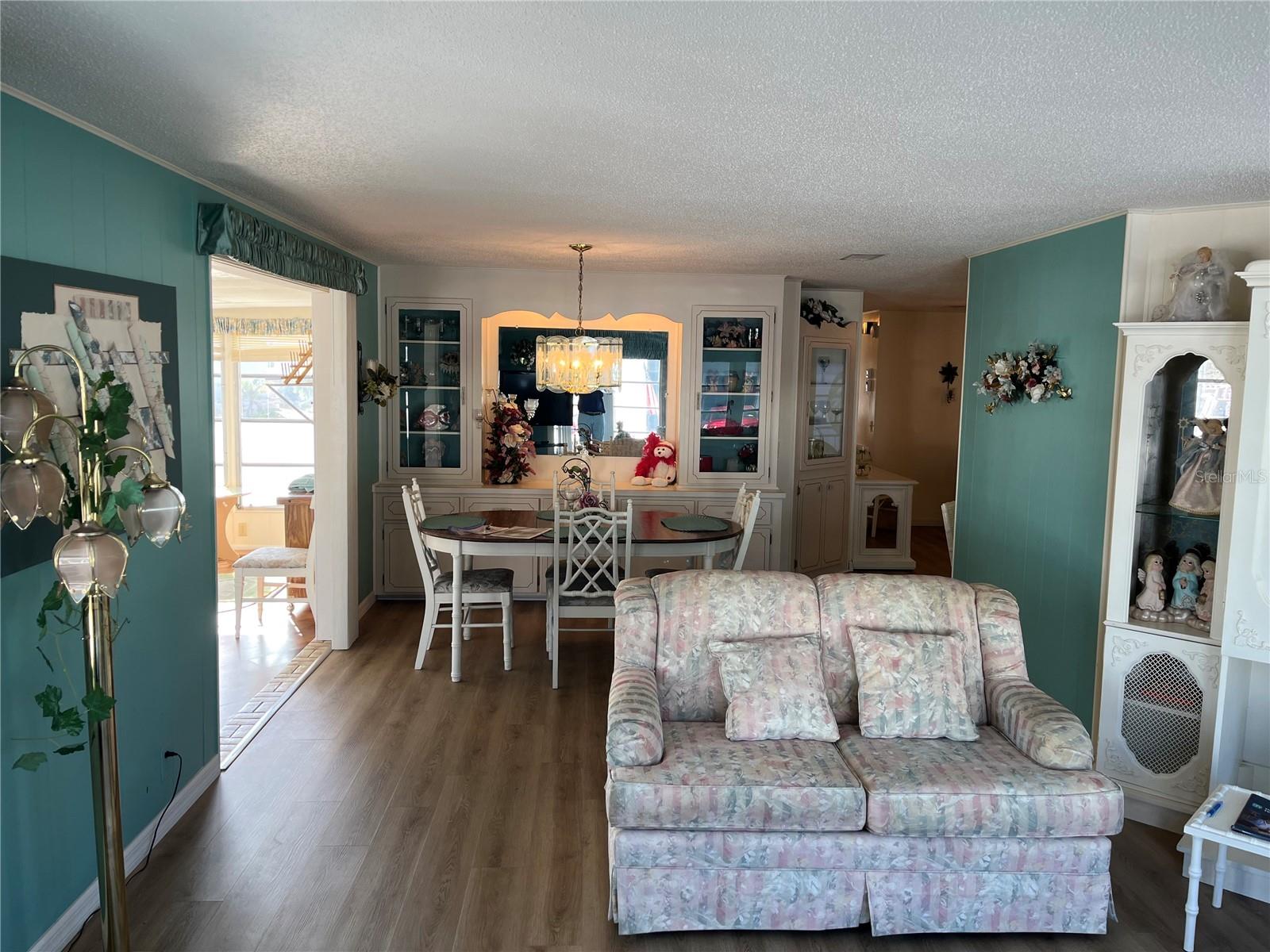 VENICE ISLE - Residential