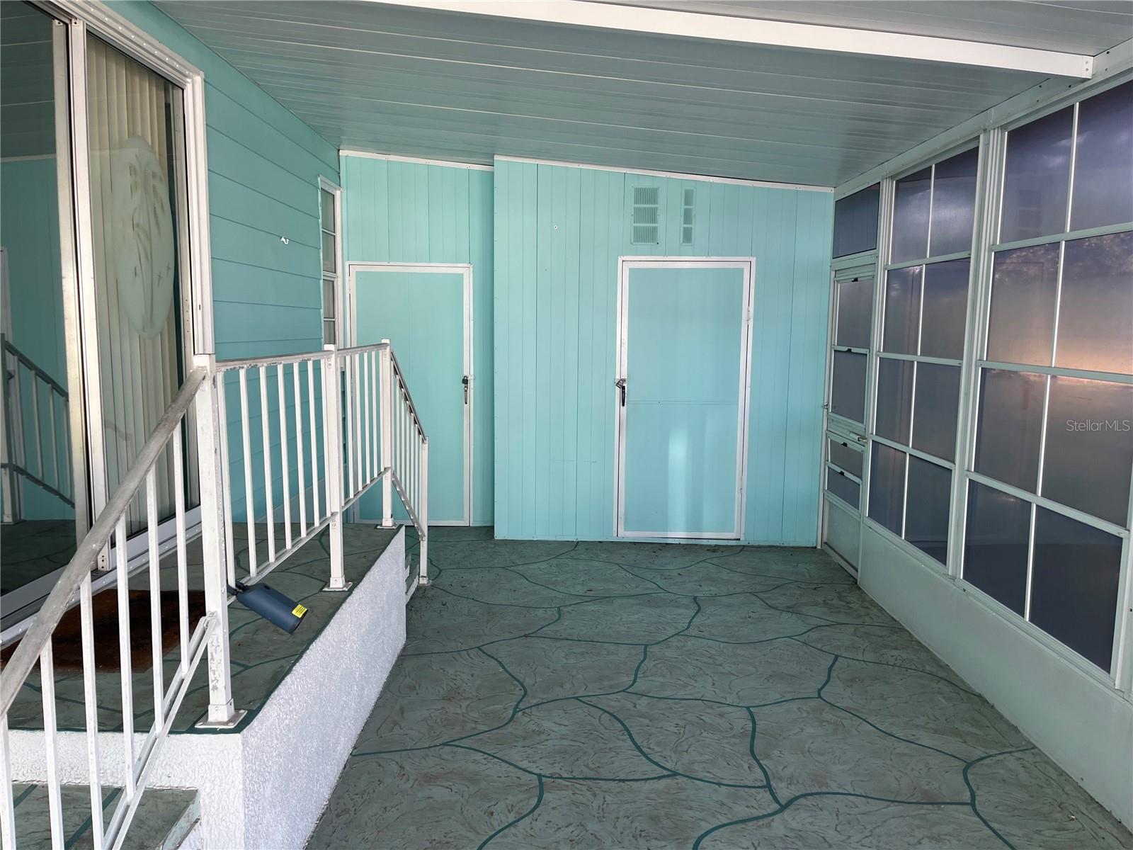 VENICE ISLE - Residential