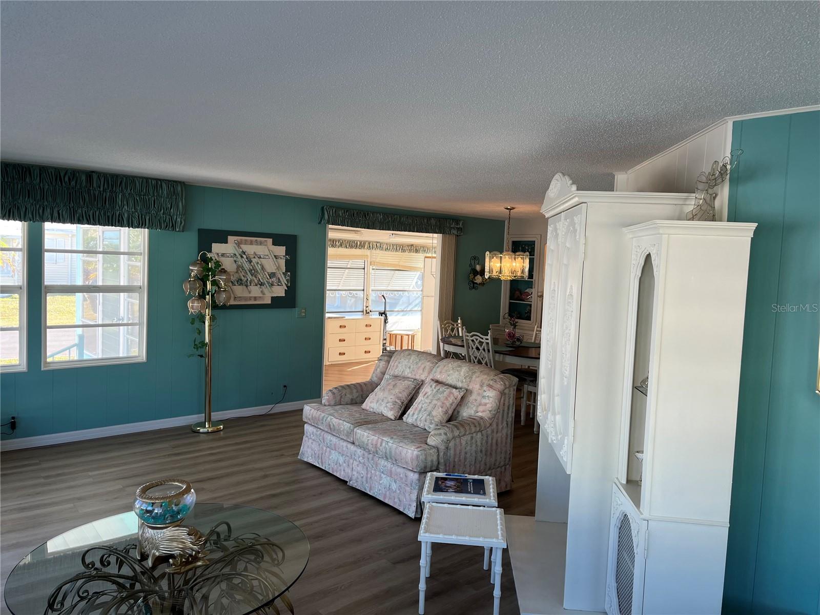 VENICE ISLE - Residential