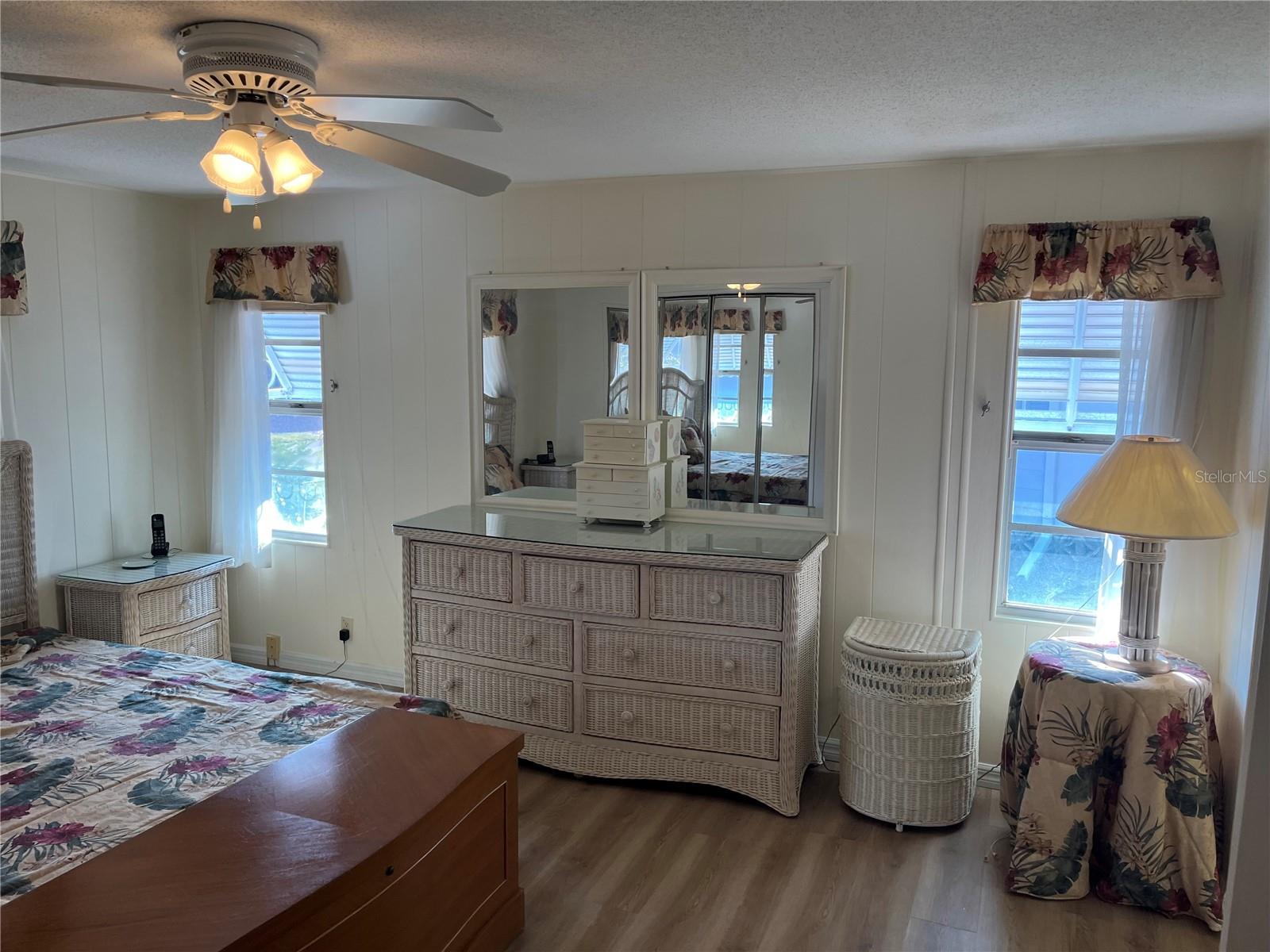 VENICE ISLE - Residential