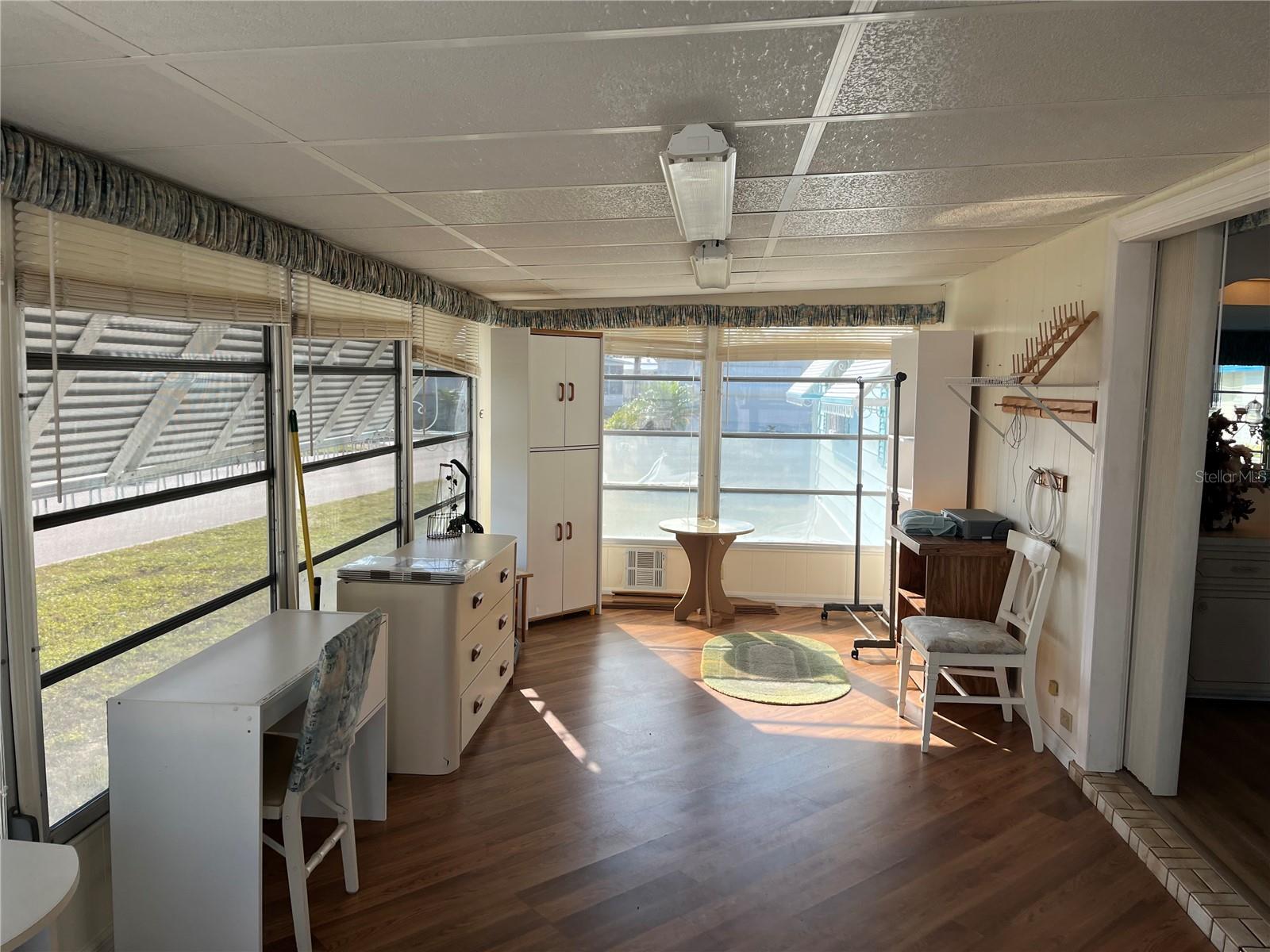 VENICE ISLE - Residential