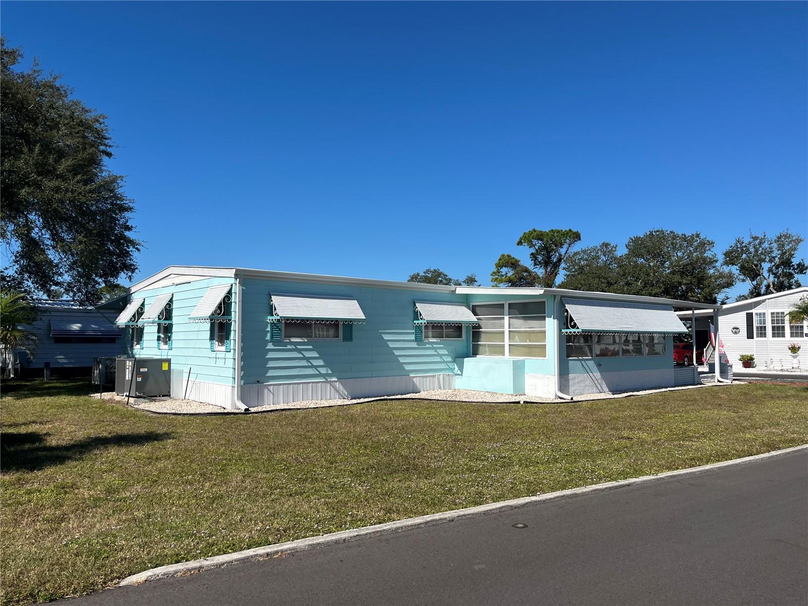 VENICE ISLE - Residential