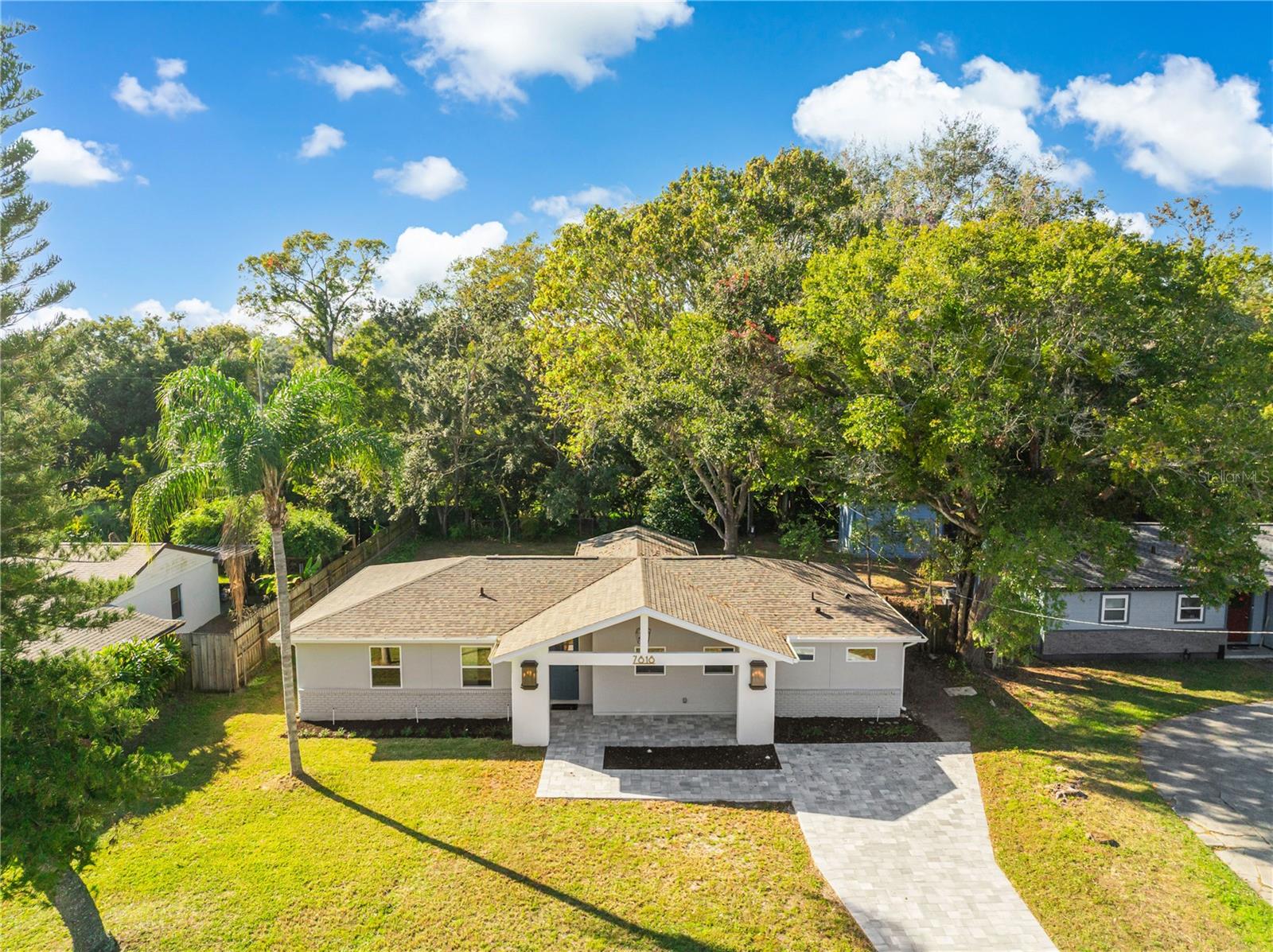 PLANTATION - Residential