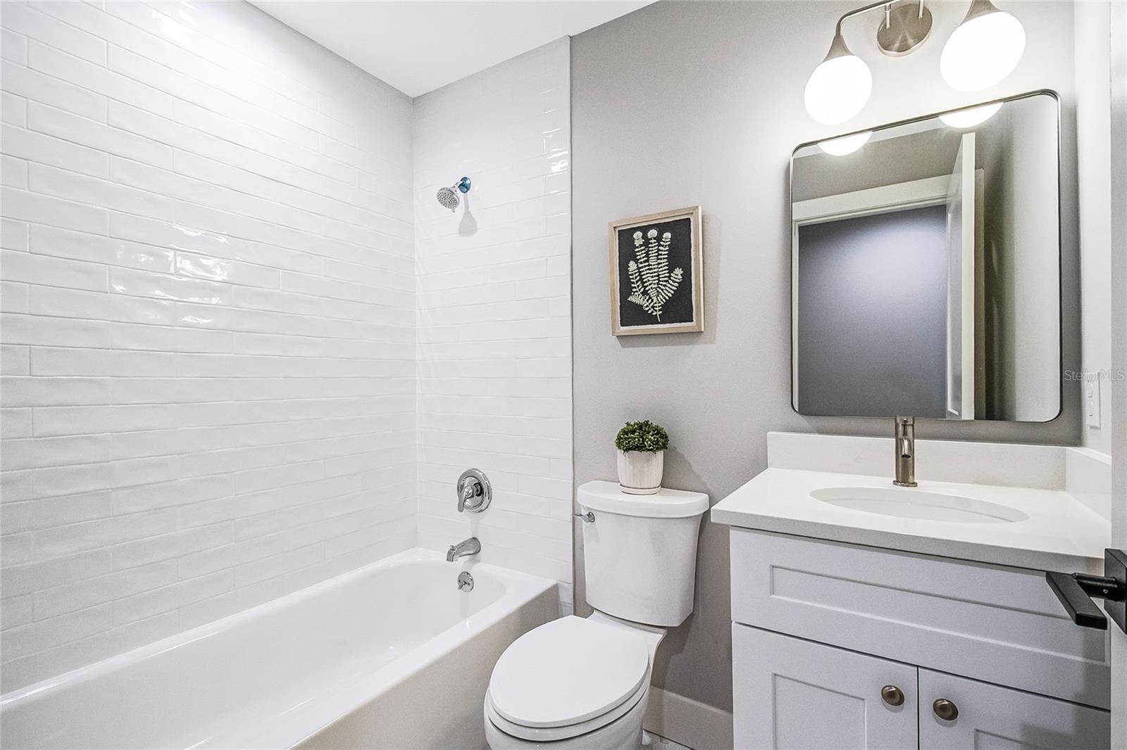 PLANTATION - Residential