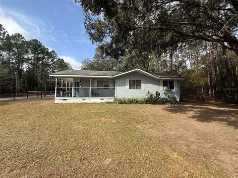 A home in DUNNELLON