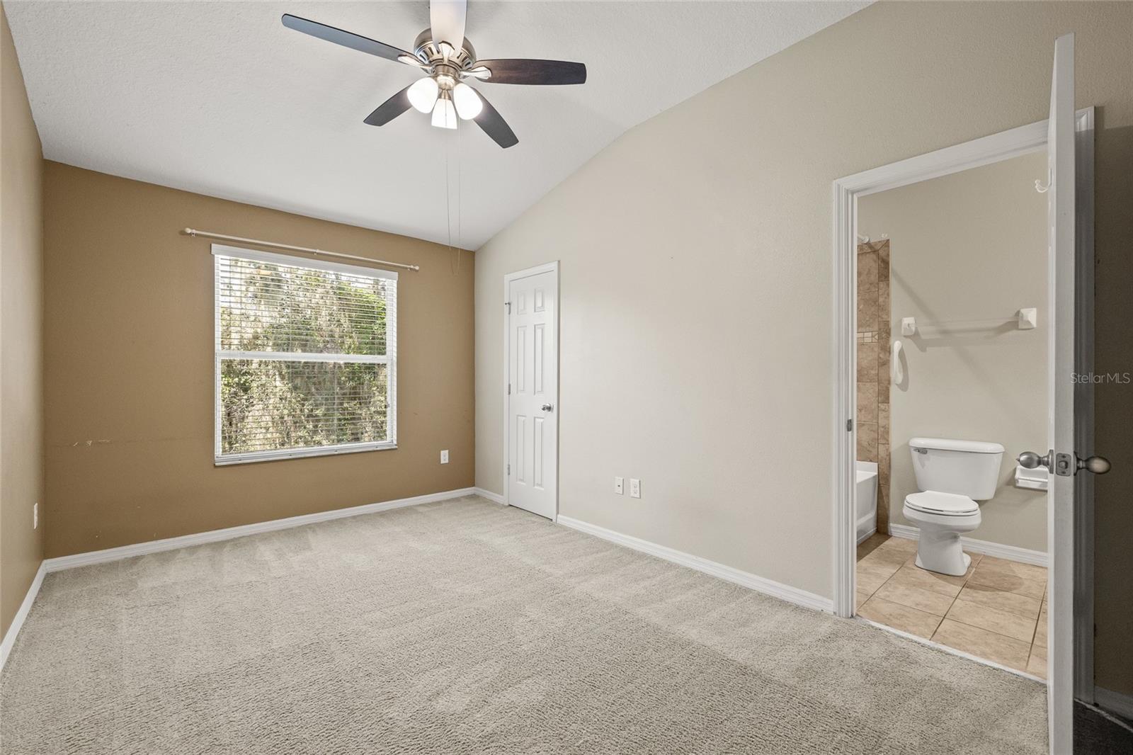 FISHHAWK RANCH TWNHMS PH - Residential