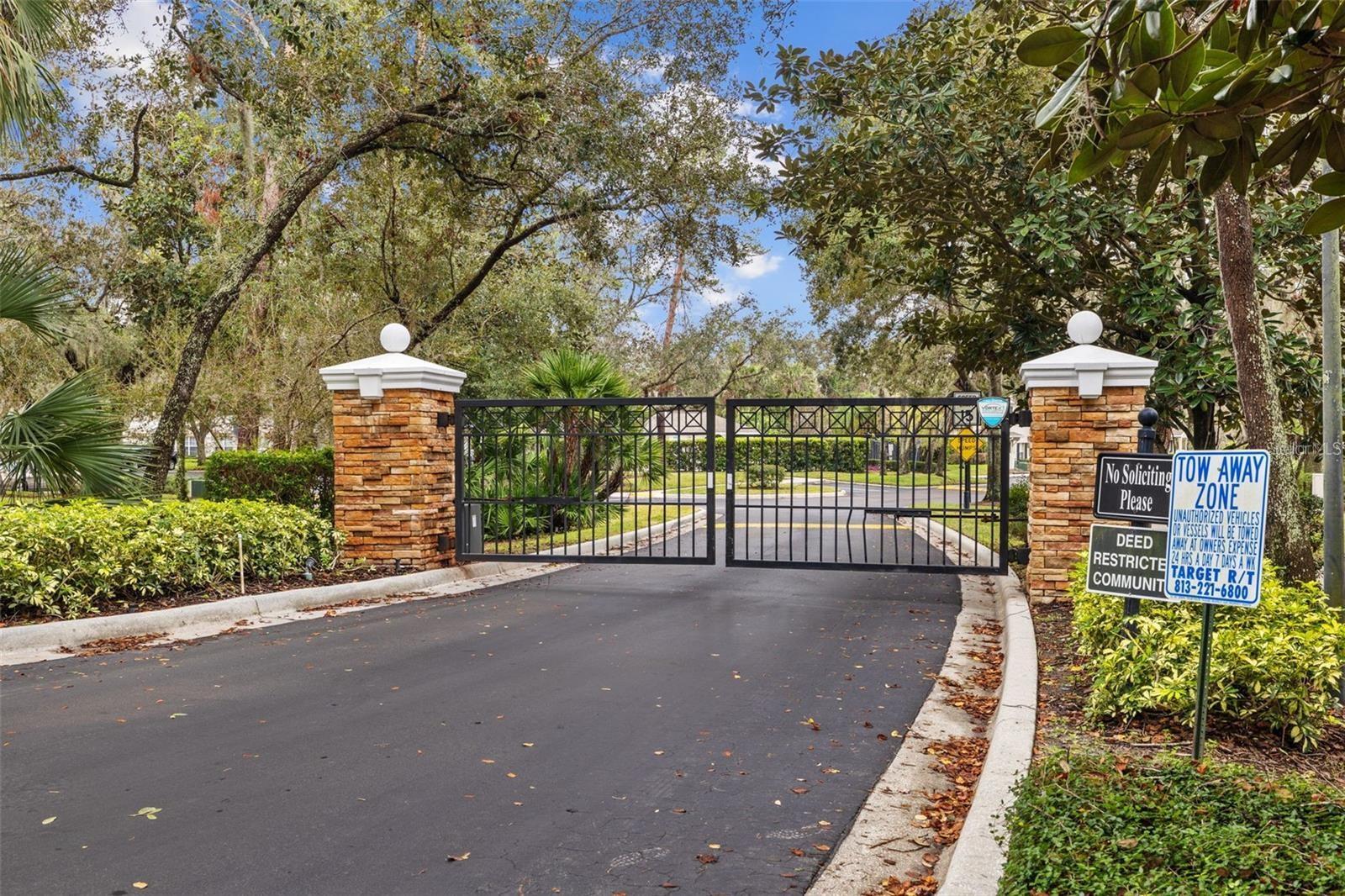 FISHHAWK RANCH TWNHMS PH - Residential