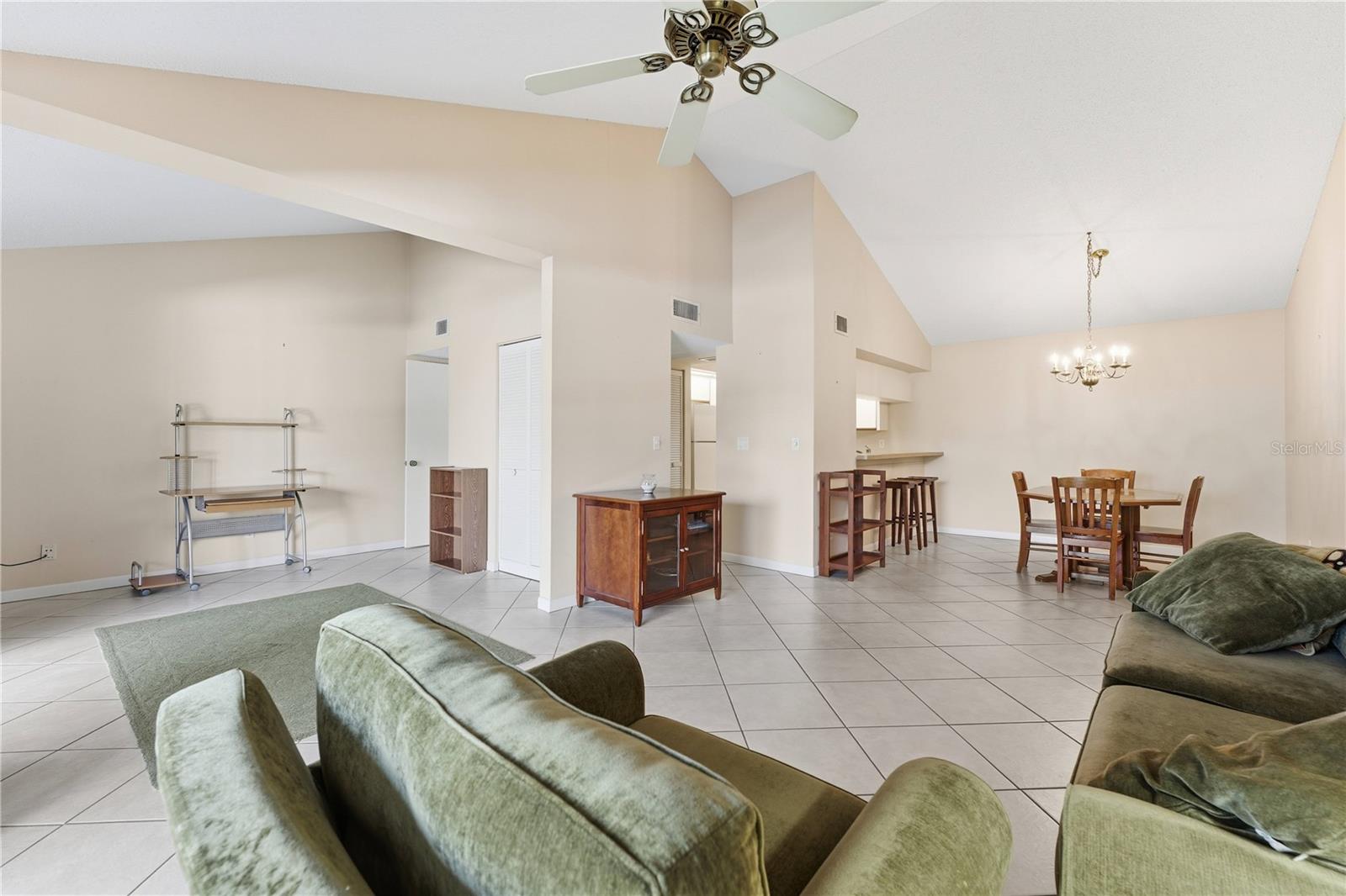 BIRD BAY V - Residential