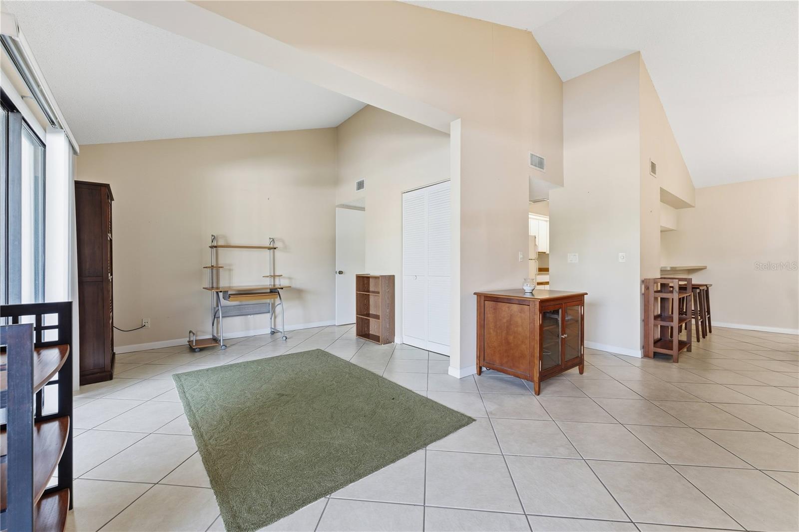 BIRD BAY V - Residential