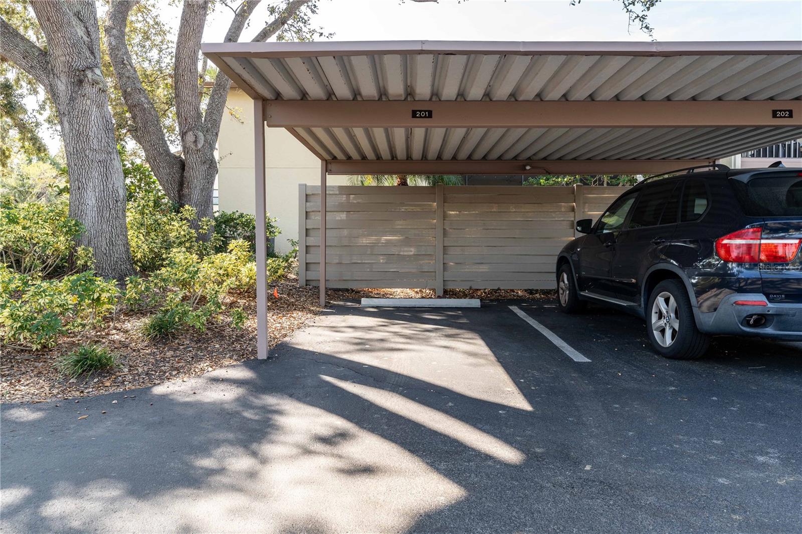 BIRD BAY V - Residential