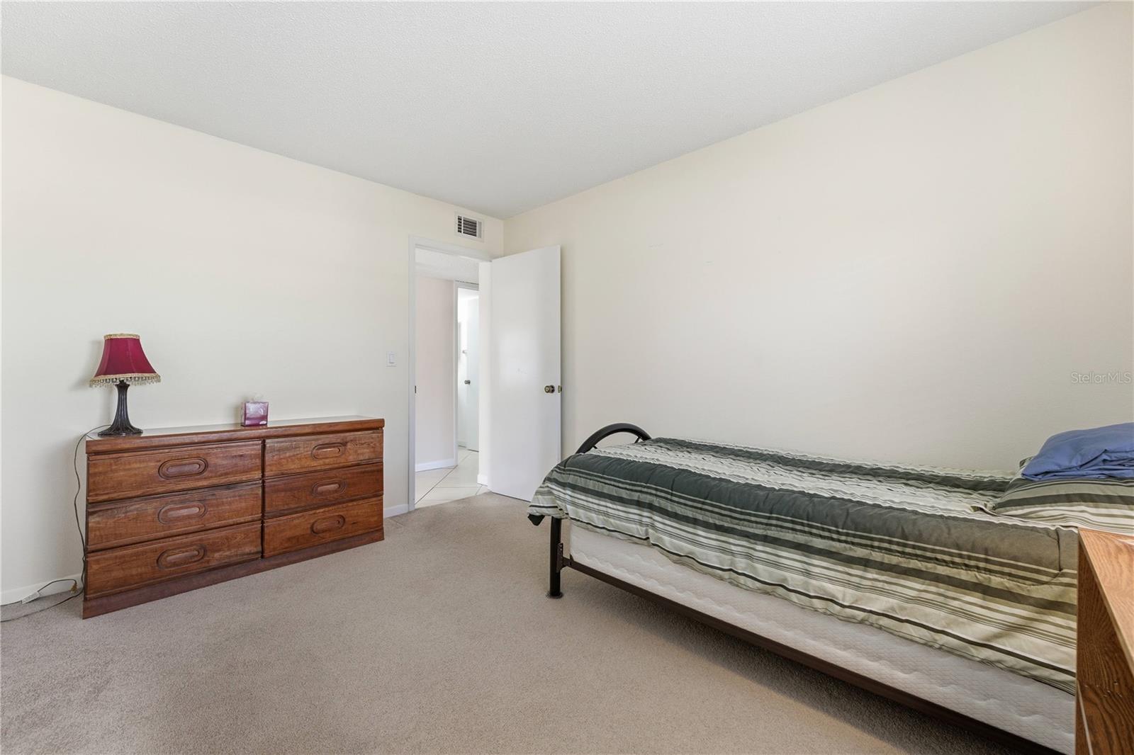 BIRD BAY V - Residential