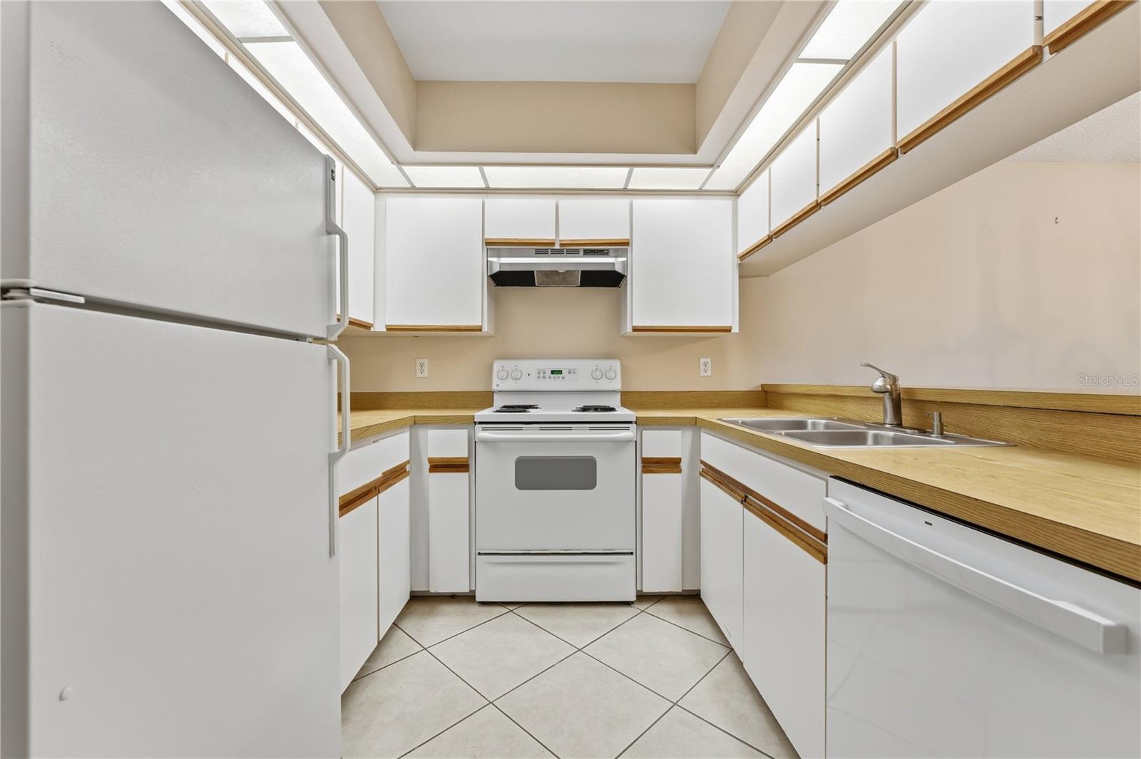 BIRD BAY V - Residential