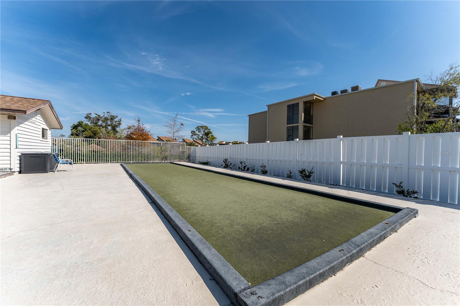 BIRD BAY V - Residential