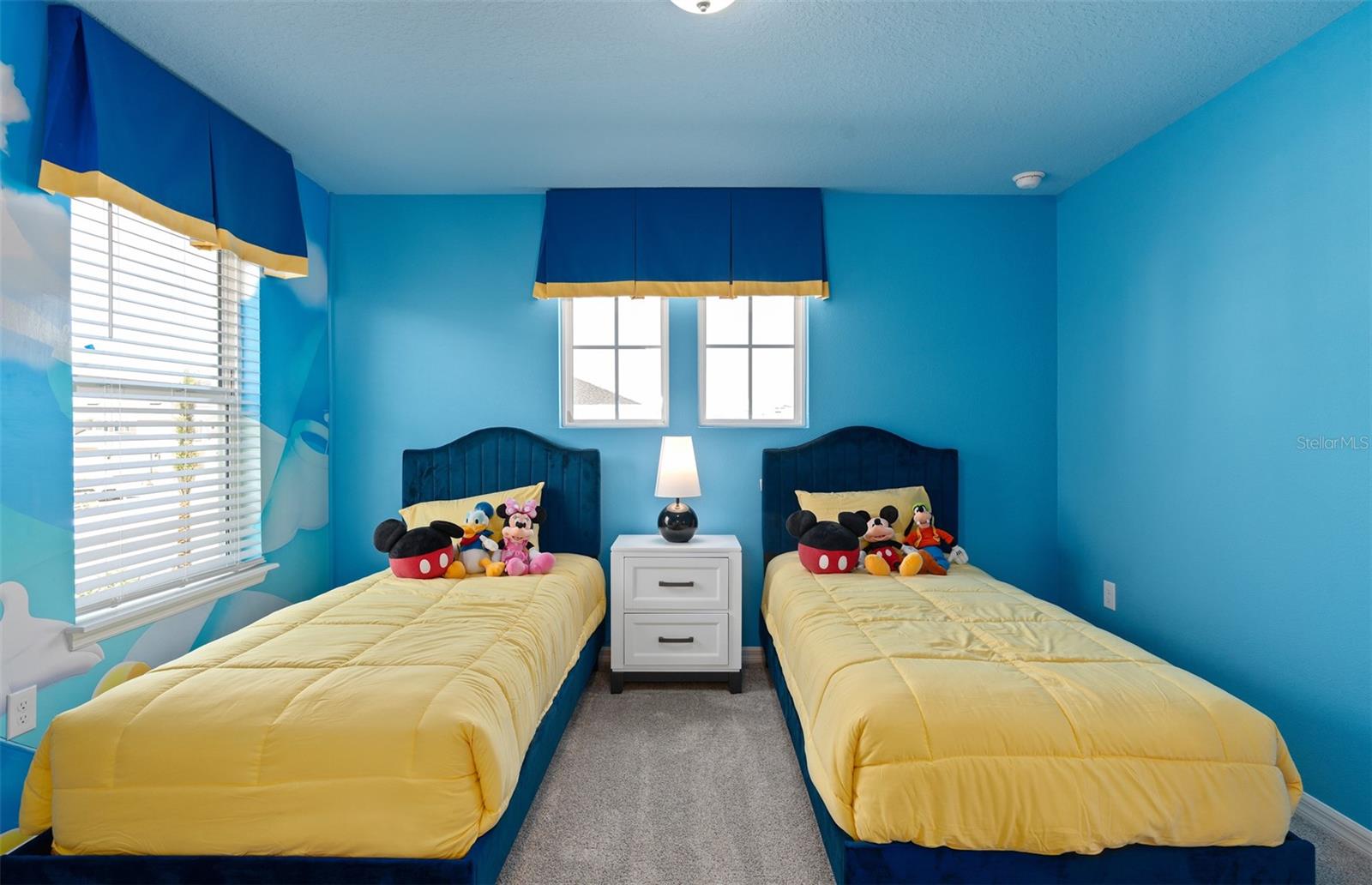 WINDSOR CAY - Residential