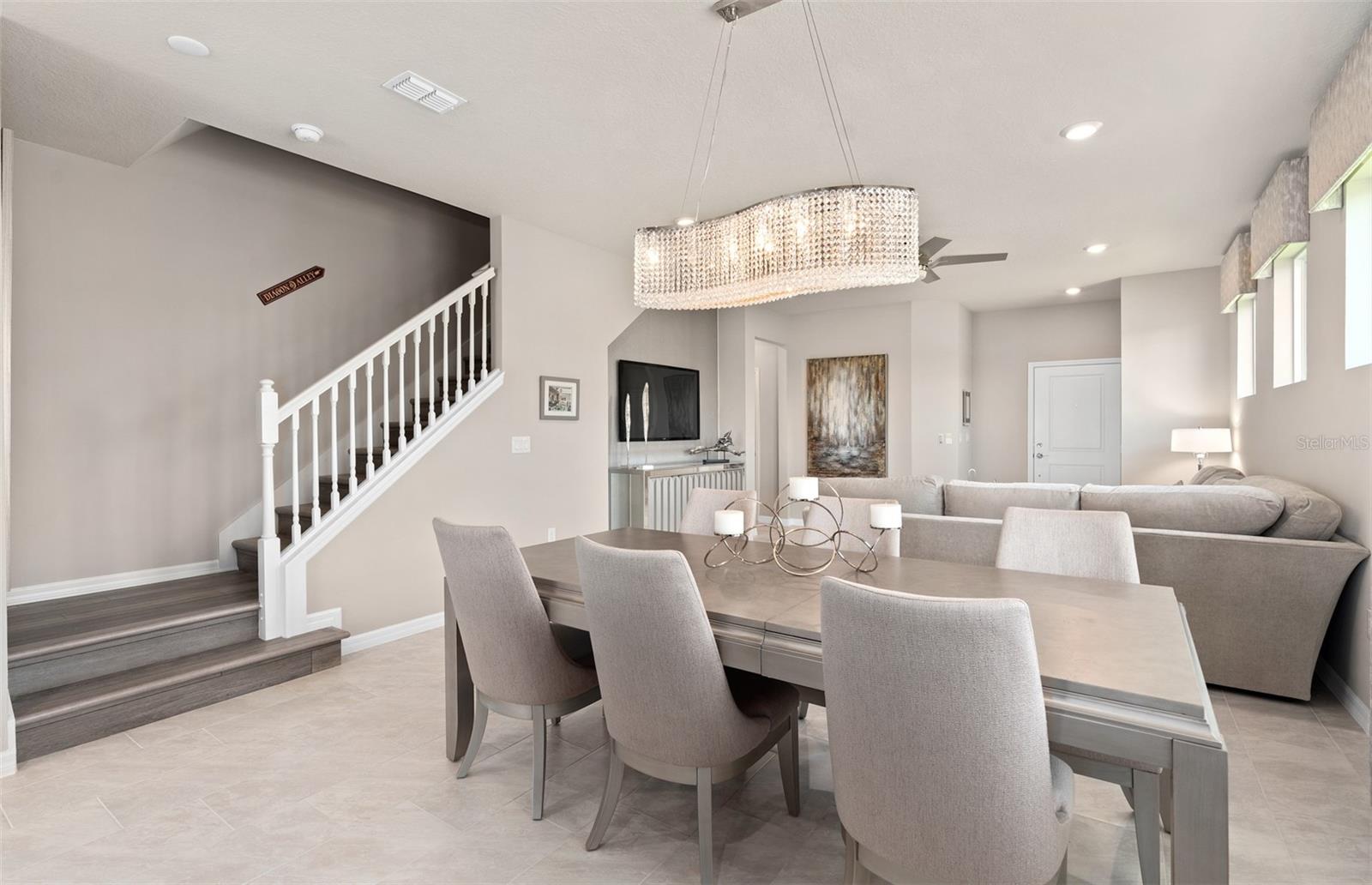 WINDSOR CAY - Residential