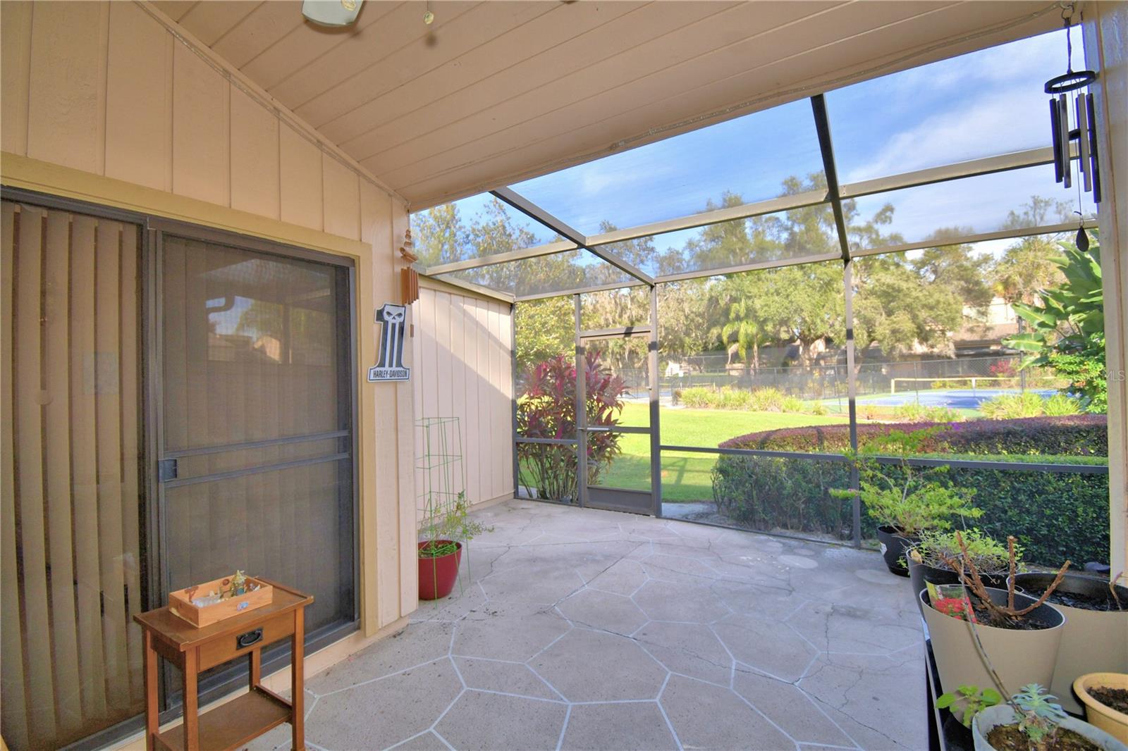 ASPENWOOD AT GRENELEFE PH 01 CONDO - Residential