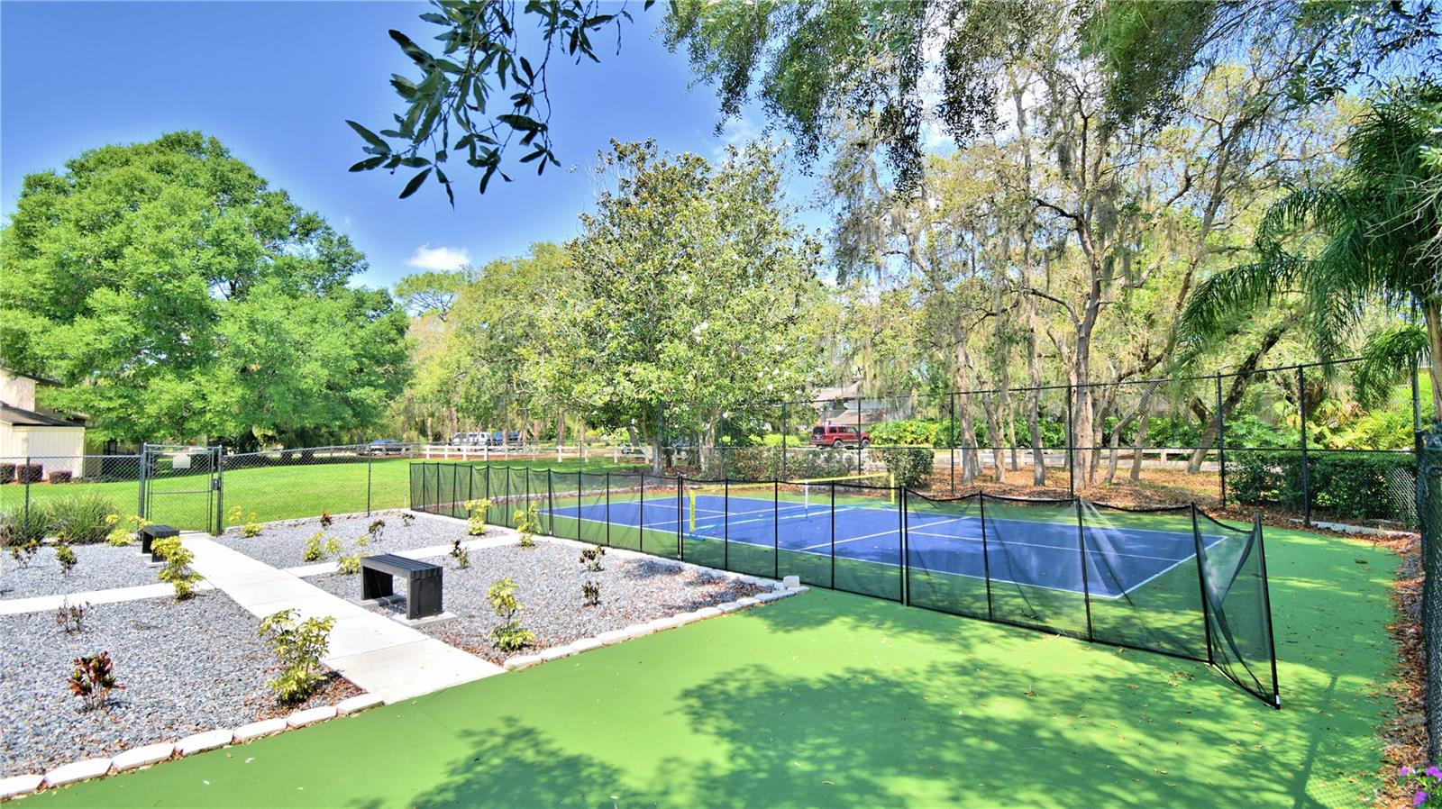 ASPENWOOD AT GRENELEFE PH 01 CONDO - Residential