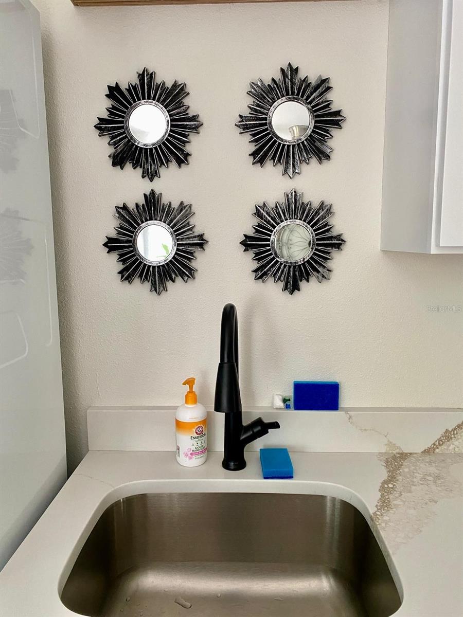 YOUNGBLOODS J J ADD - Residential Lease