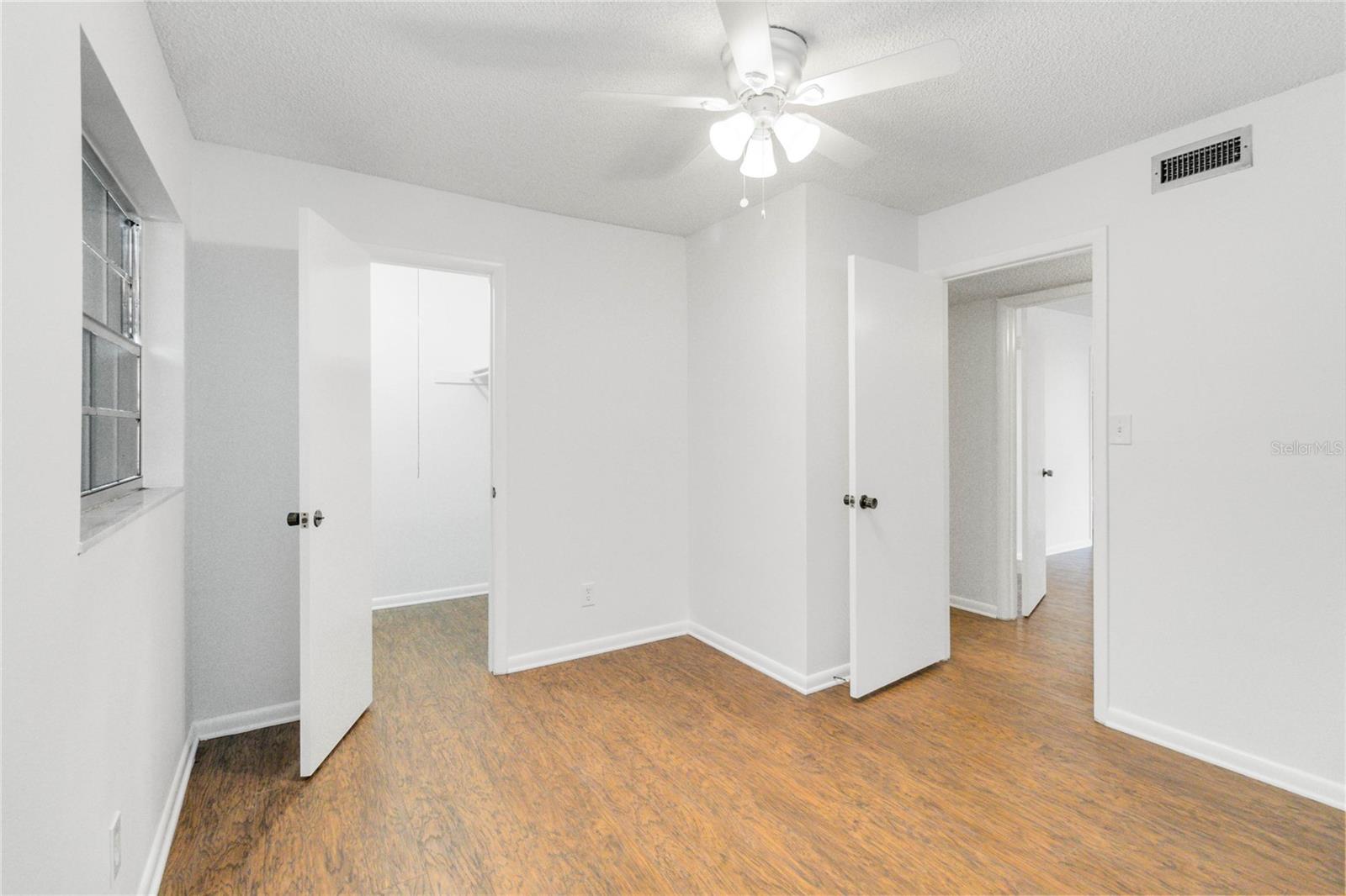 COLONIES - Residential