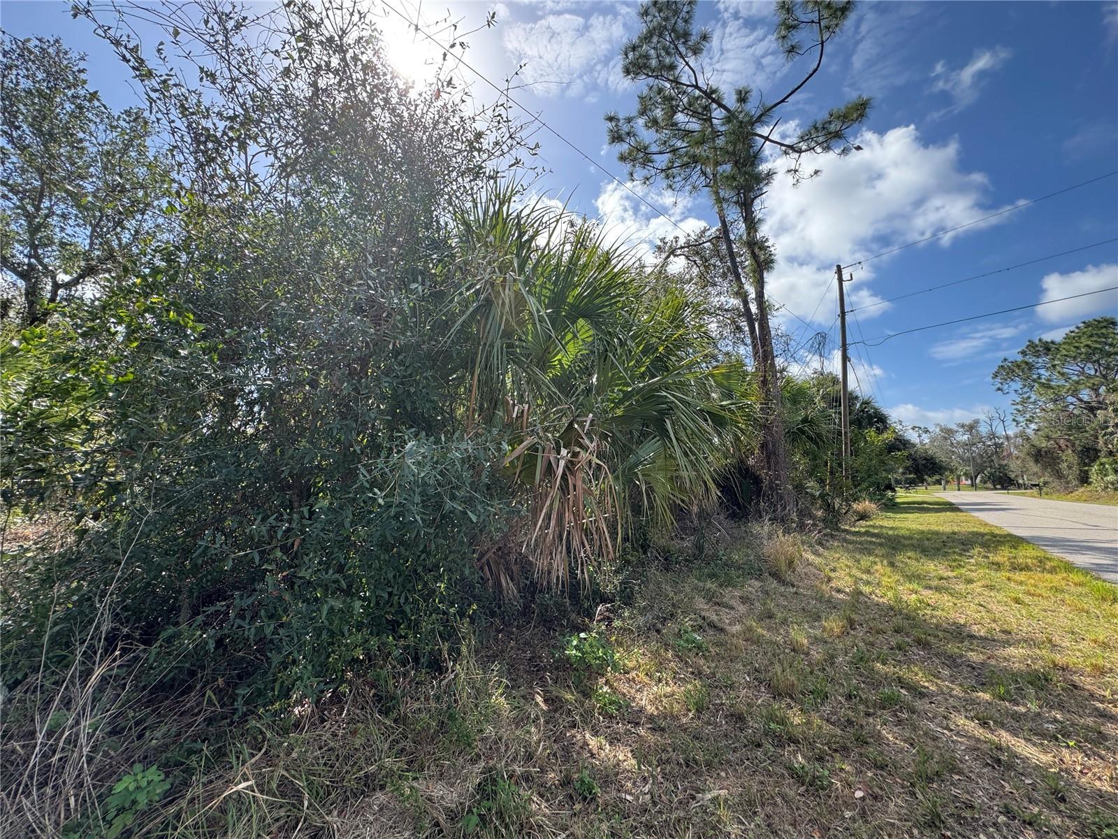 PORT CHARLOTTE SUB 07 - Land
