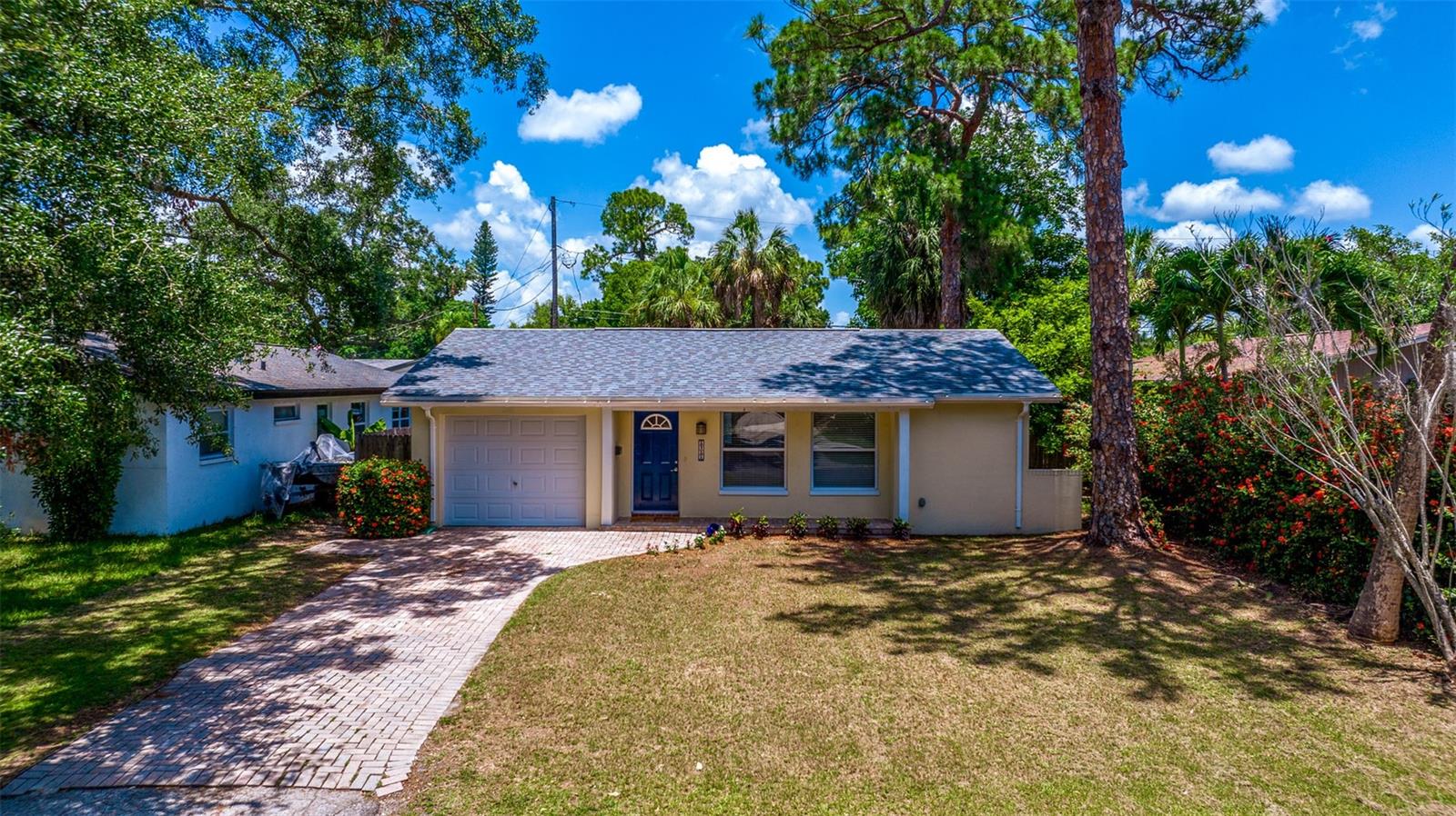 SHOREACRES CENTER - Residential