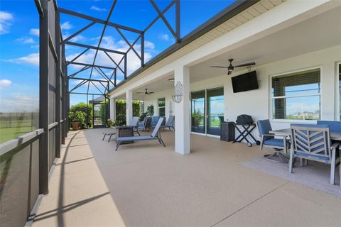 Tiny photo for 313 Blue Cypress Drive, Groveland, FL 34736 (MLS # G5102294)