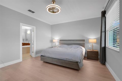 Tiny photo for 313 Blue Cypress Drive, Groveland, FL 34736 (MLS # G5102294)