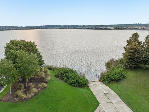 Tiny photo for 313 Blue Cypress Drive, Groveland, FL 34736 (MLS # G5102294)