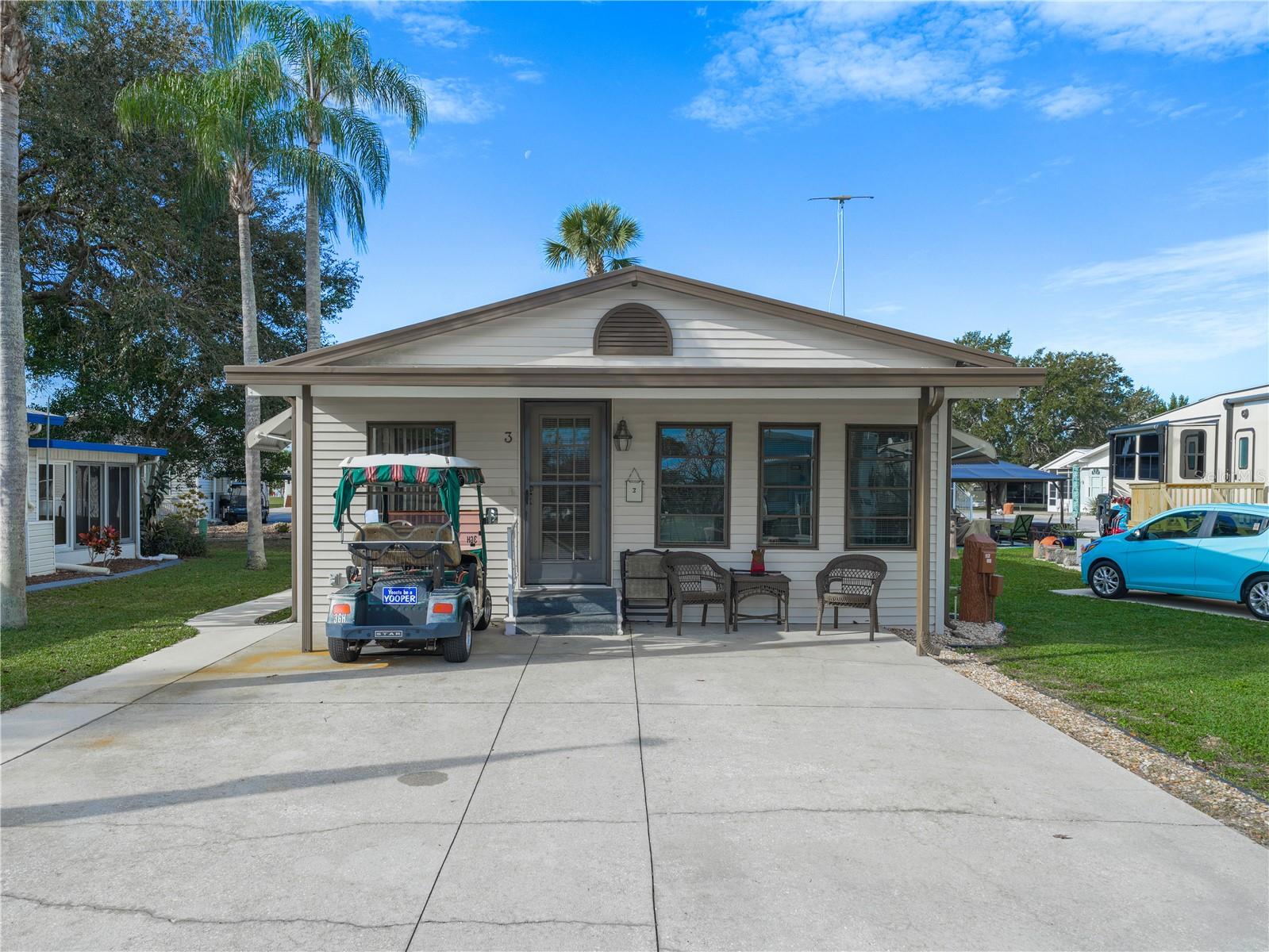 SADDLEBAG LAKE - Residential