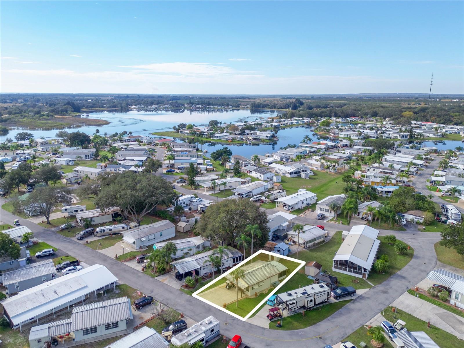 SADDLEBAG LAKE - Residential