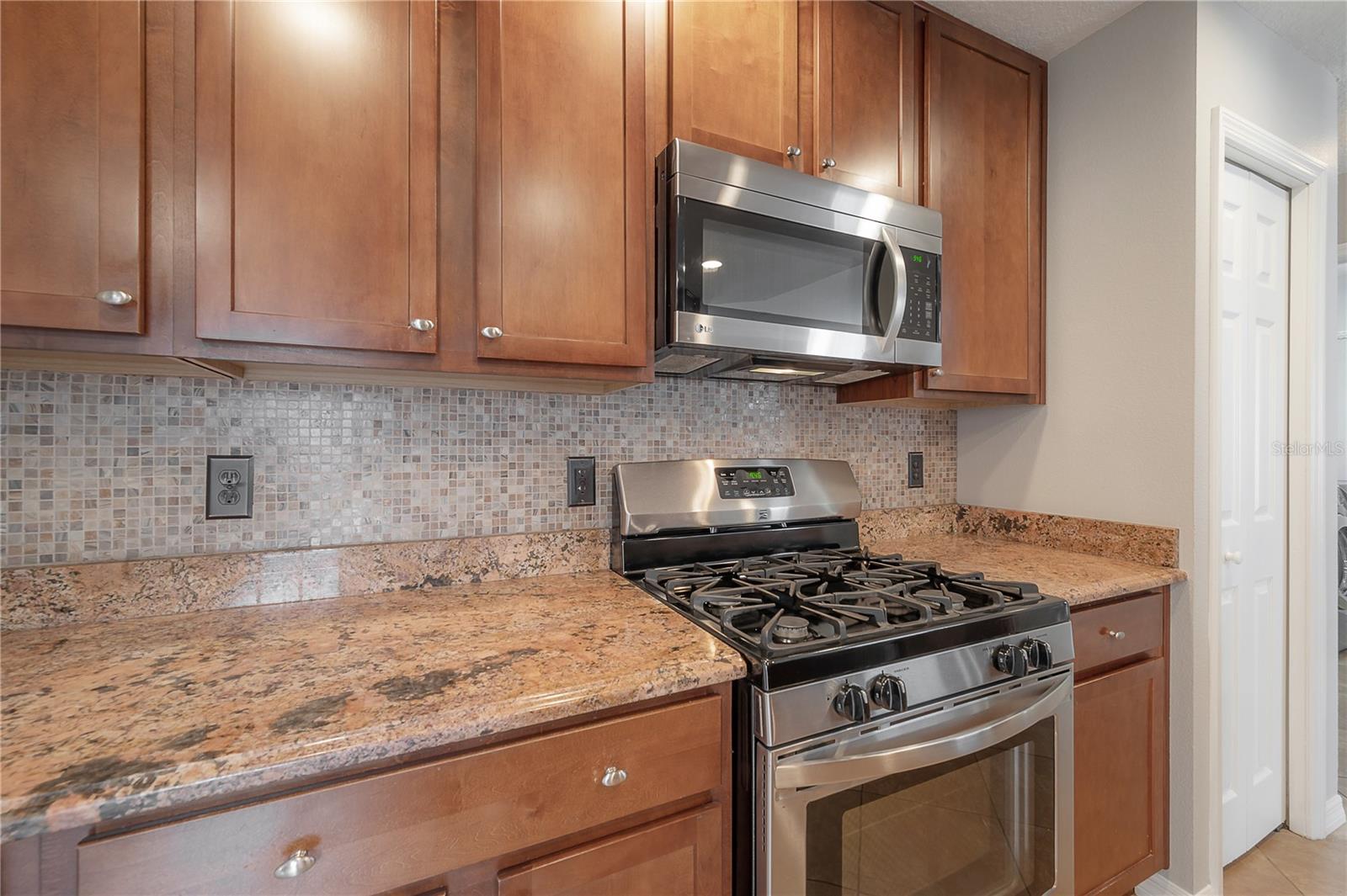 WESTCHASE SEC 372 & PARK SITE - Residential Lease