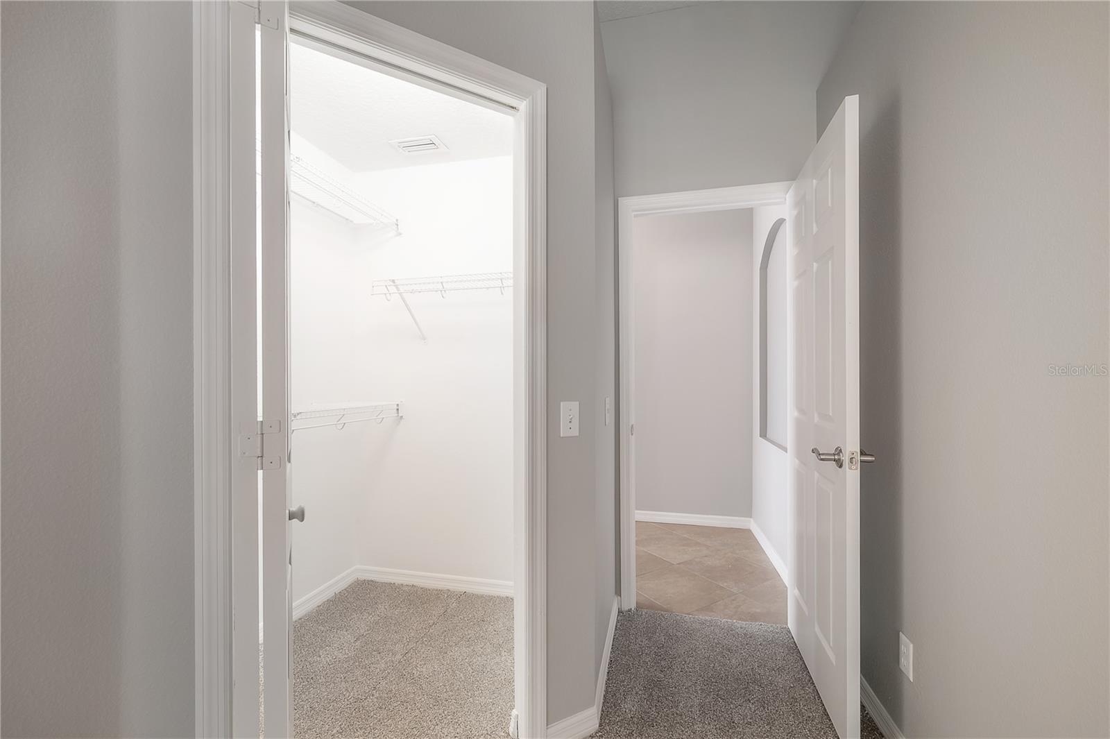 WESTCHASE SEC 372 & PARK SITE - Residential Lease