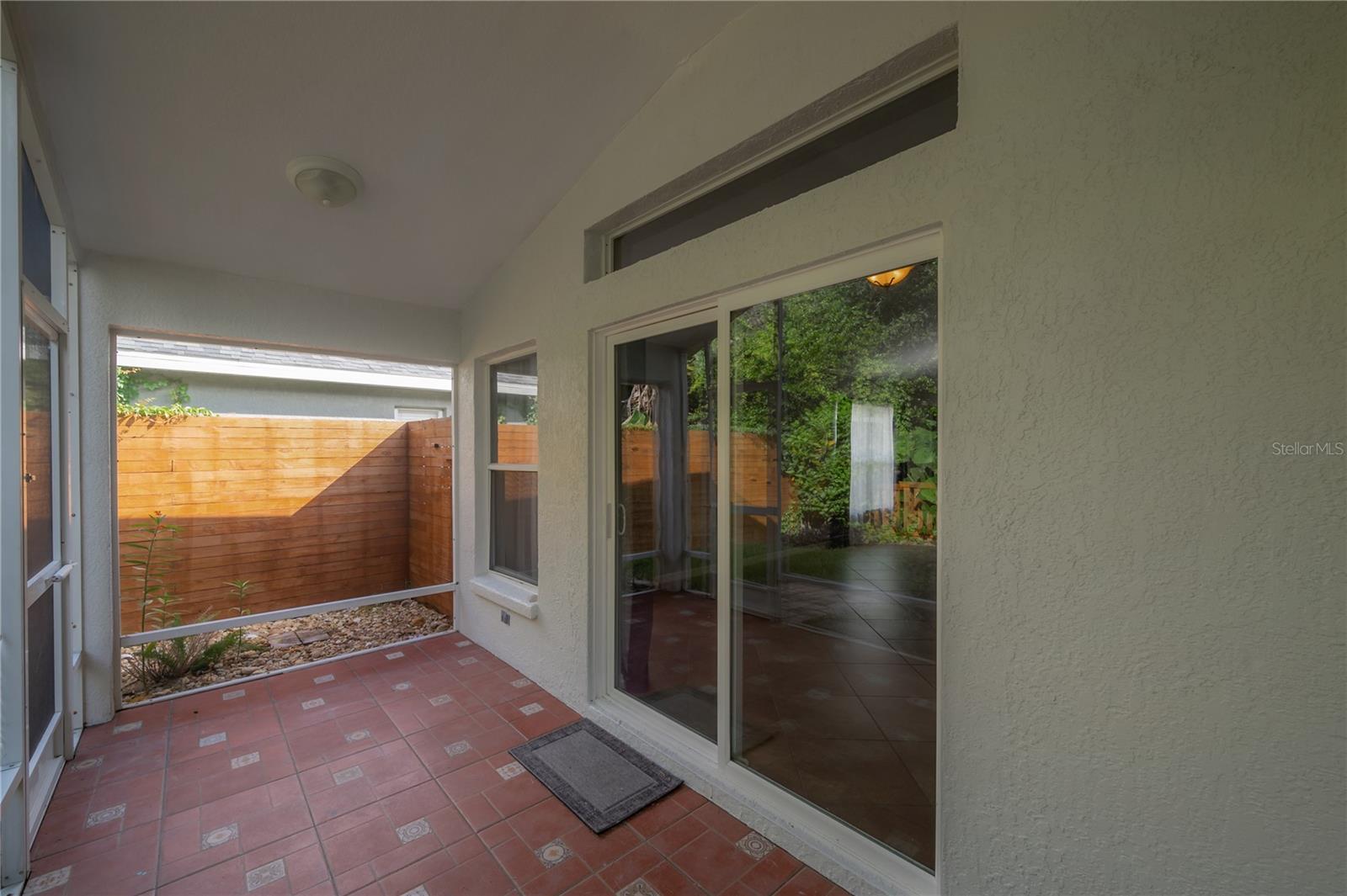 WESTCHASE SEC 372 & PARK SITE - Residential Lease