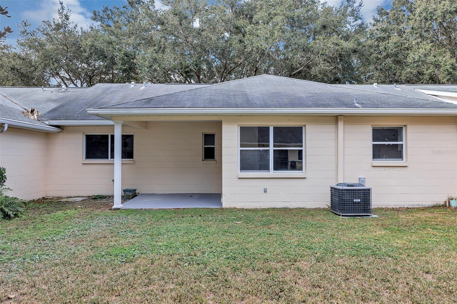 ON TOP OF THE WORLD/CENTRAL REPLA - Residential